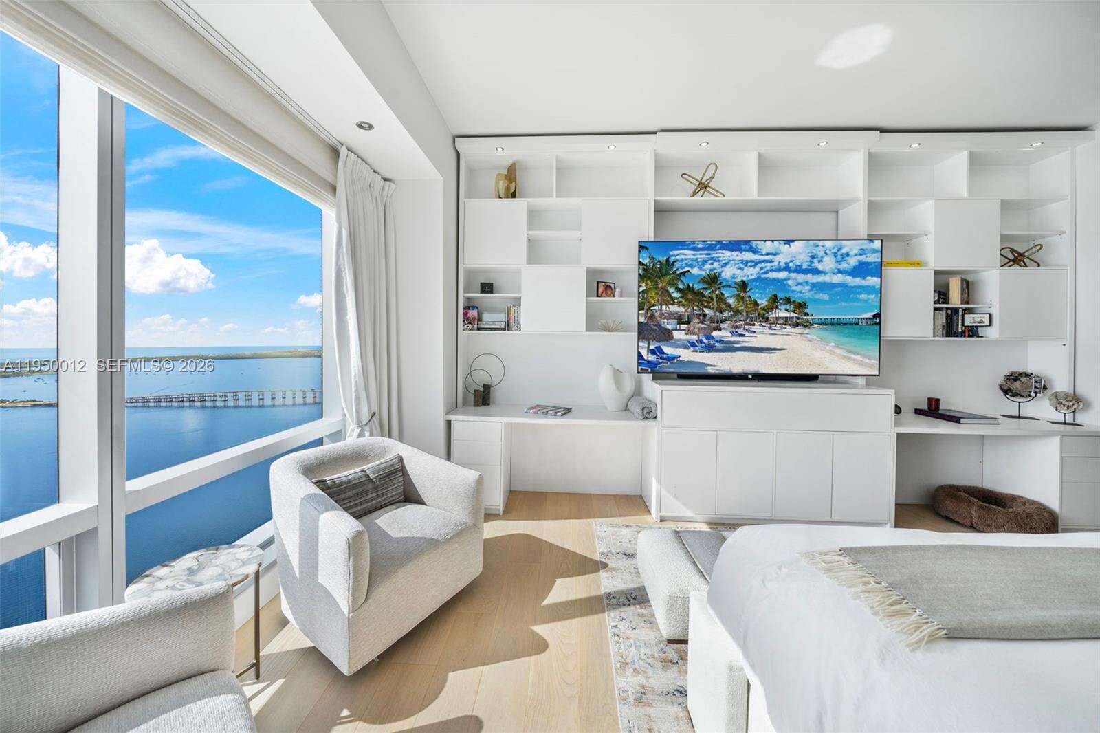 MILLENNIUM TOWER - 1425 Brickell Ave, Miami, FL 33131 | Picture 18