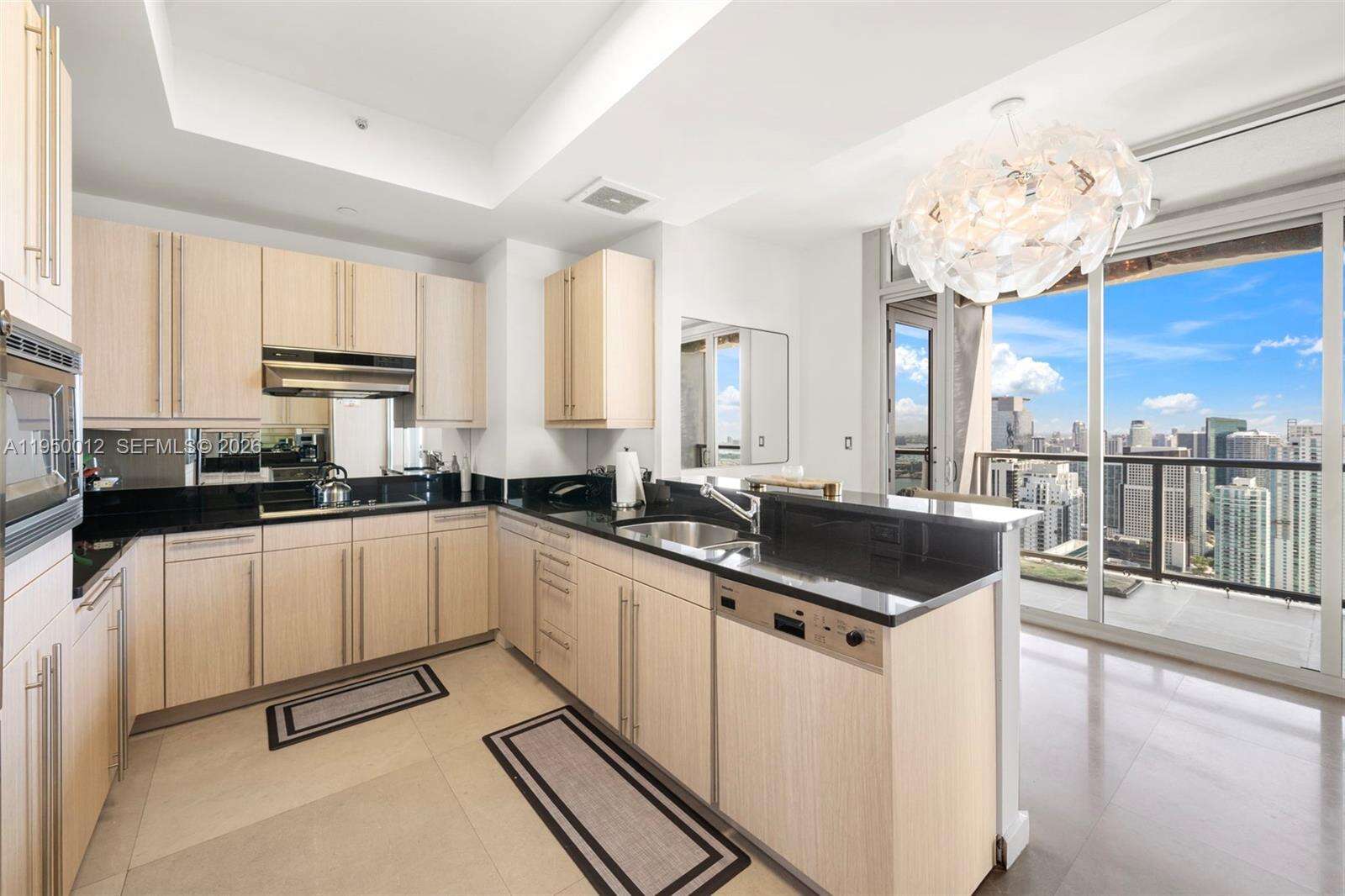 MILLENNIUM TOWER - 1425 Brickell Ave, Miami, FL 33131 | Picture 8