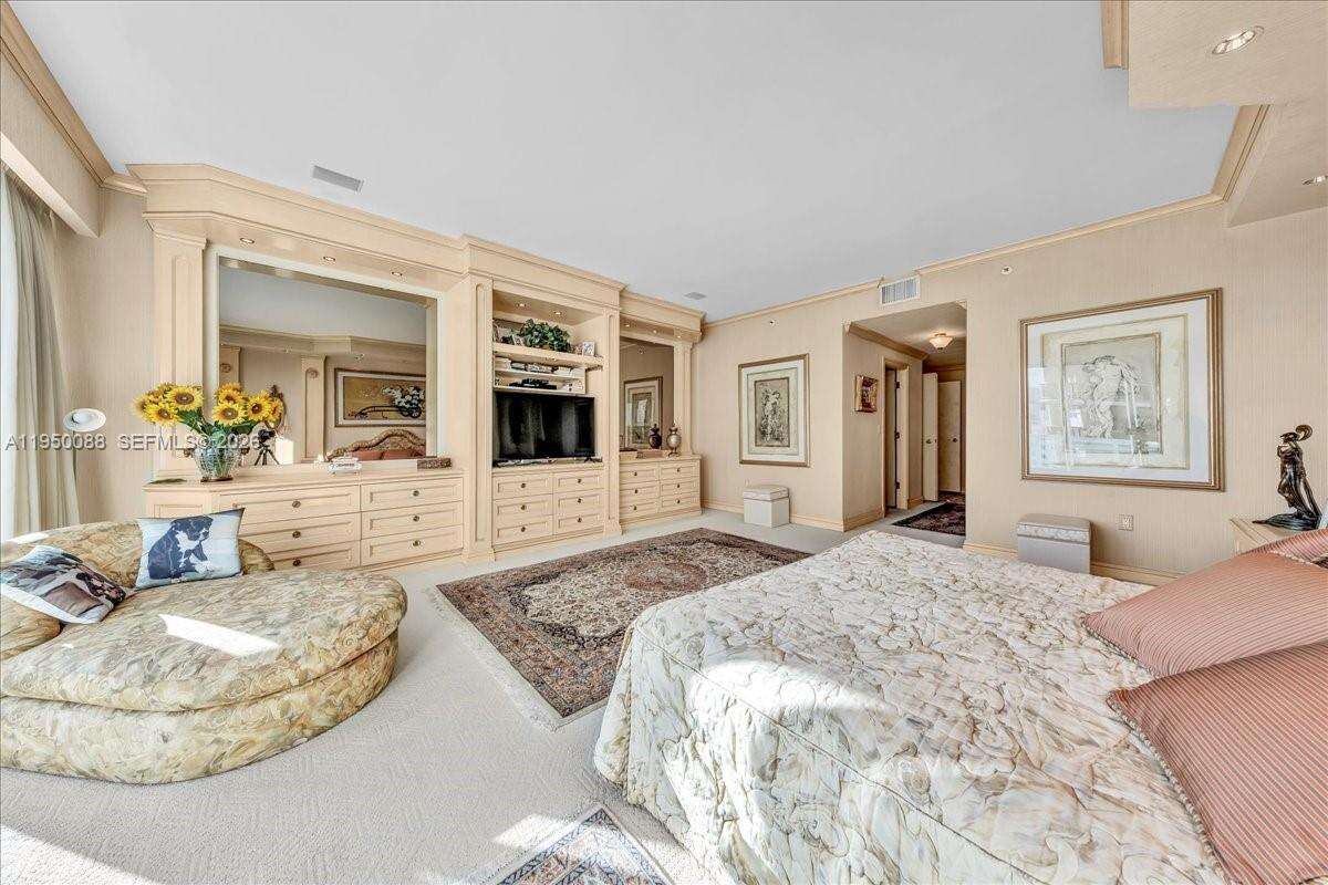 THE PALACE AT BAL HARBOUR - 10101 Collins Ave, Bal Harbour, FL 33154 | Picture 56