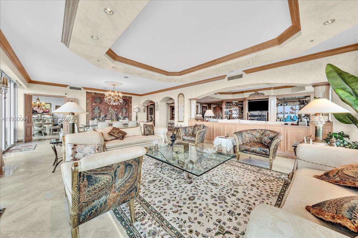 THE PALACE AT BAL HARBOUR - 10101 Collins Ave, Bal Harbour, FL 33154 | Picture 10