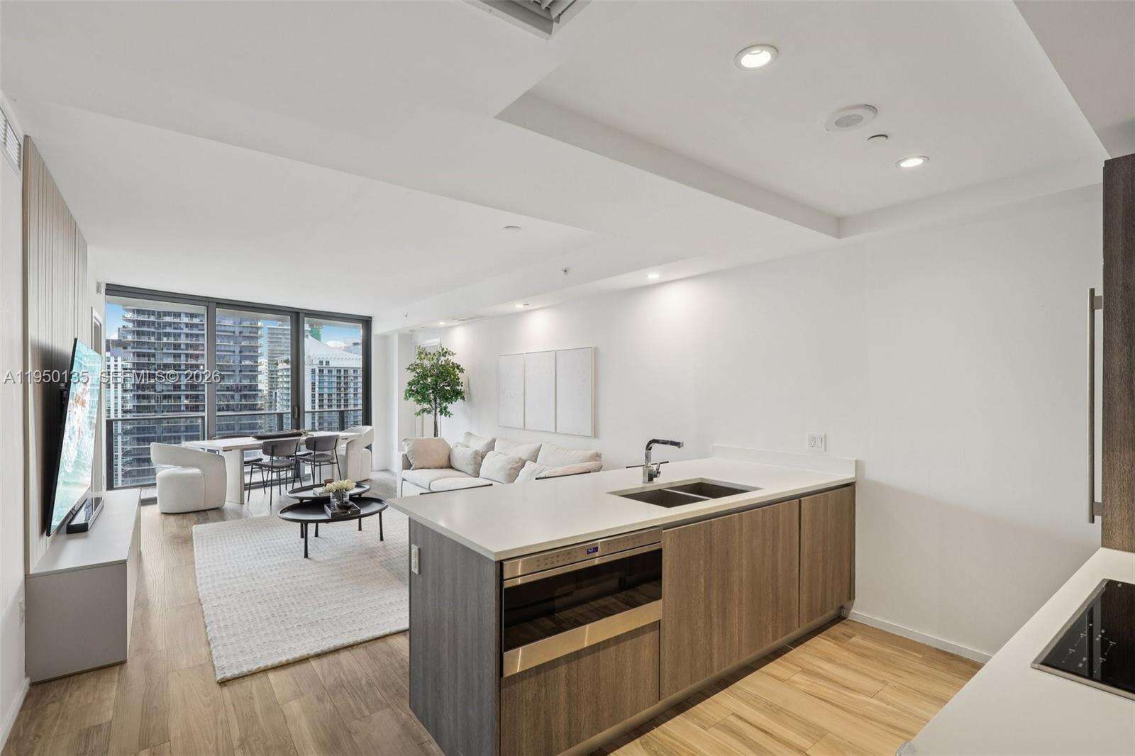 801 SMA RESIDENCES - 801 Miami Ave, Miami, FL 33130 | Picture 4