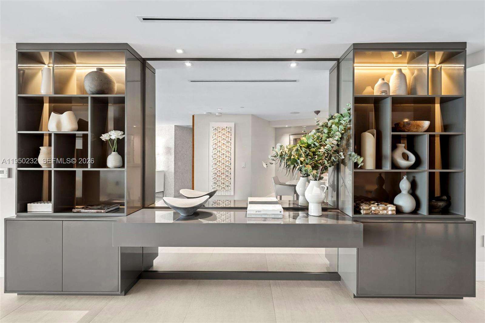 MURANO AT PORTOFINO - 1000 Pointe Dr, Miami Beach, FL 33139 | Picture 12