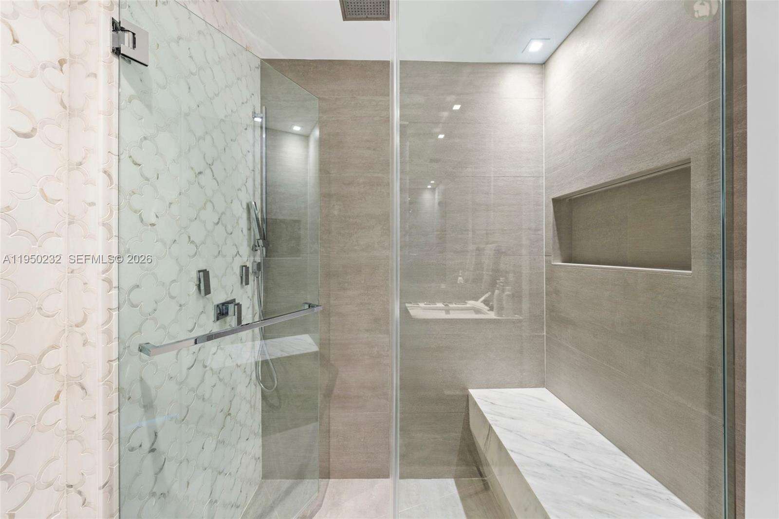 MURANO AT PORTOFINO - 1000 Pointe Dr, Miami Beach, FL 33139 | Picture 31