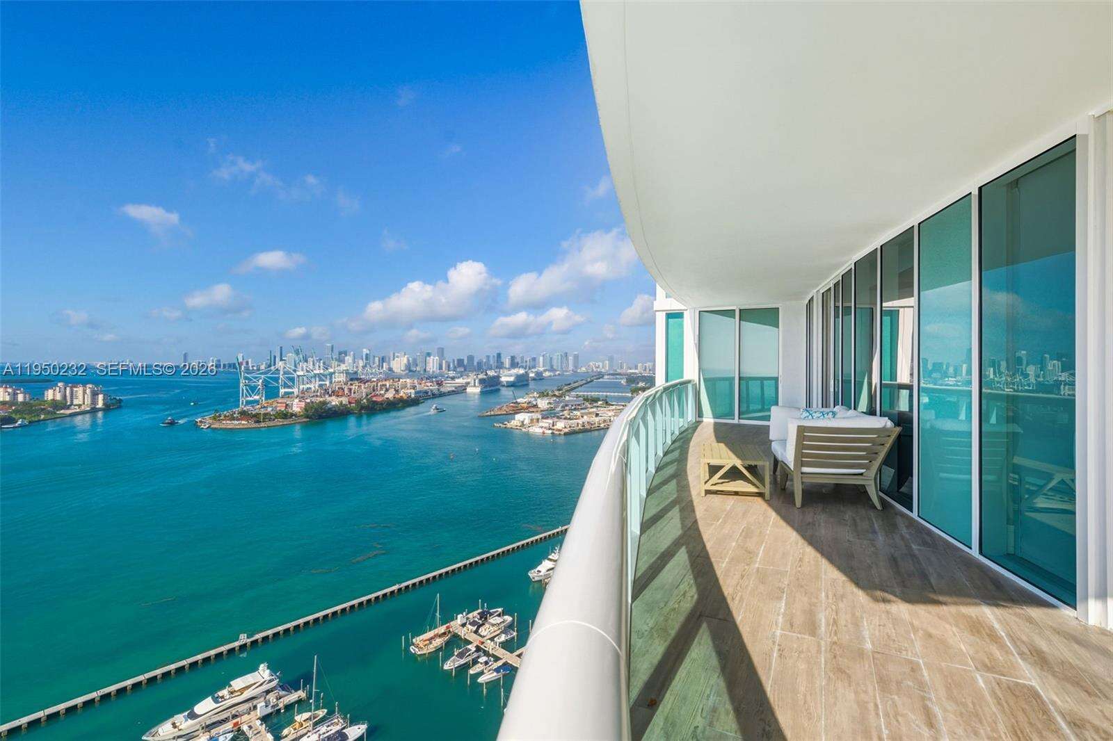 MURANO AT PORTOFINO - 1000 Pointe Dr, Miami Beach, FL 33139 | Picture 34