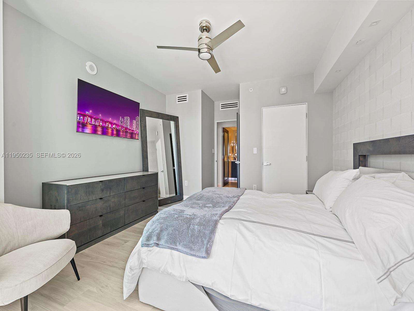 500 Brickell at 500 Brickell Ave, Miami, FL 33131 - For Sale photo 11
