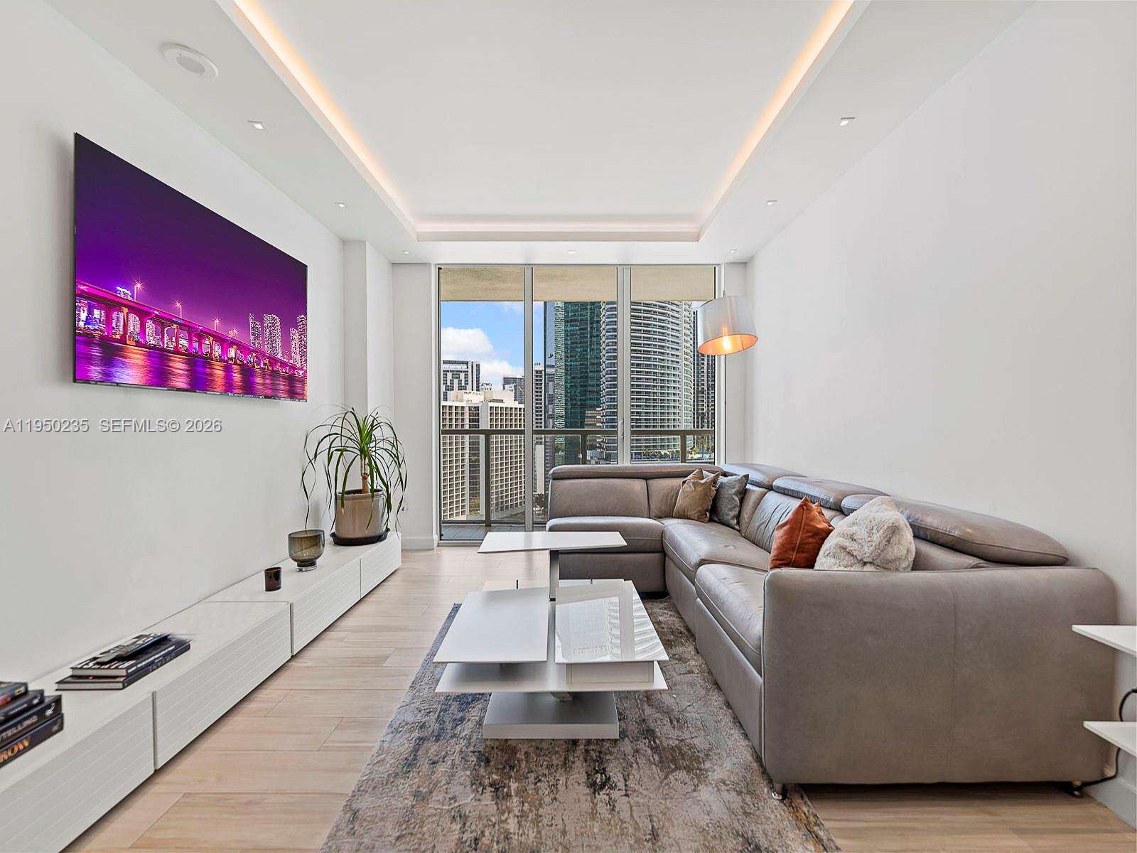 500 Brickell at 500 Brickell Ave, Miami, FL 33131 - For Sale photo 8
