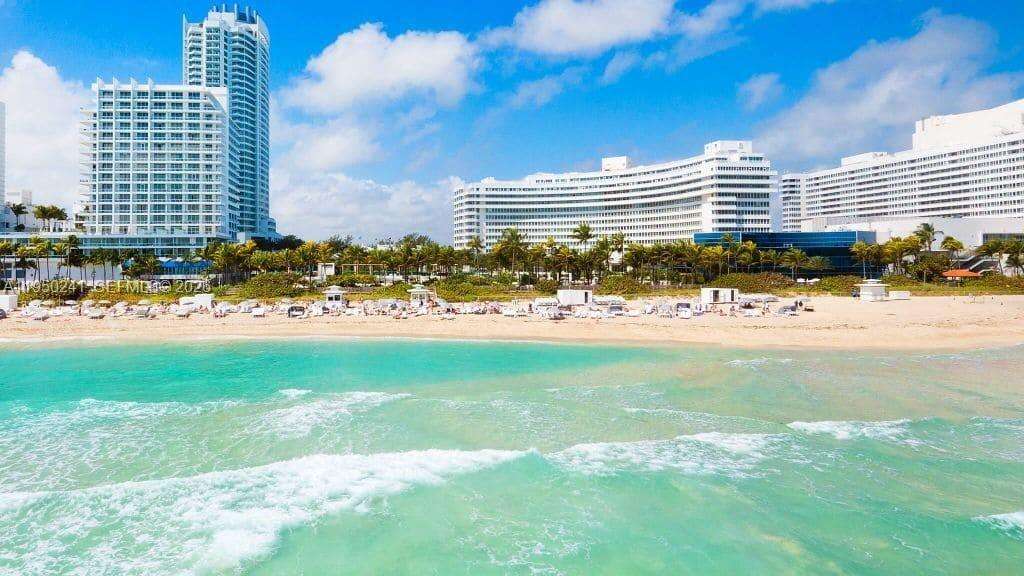Fontainebleau 3 at 4391 Collins Ave, Miami Beach, FL 33140 - For Sale photo 3