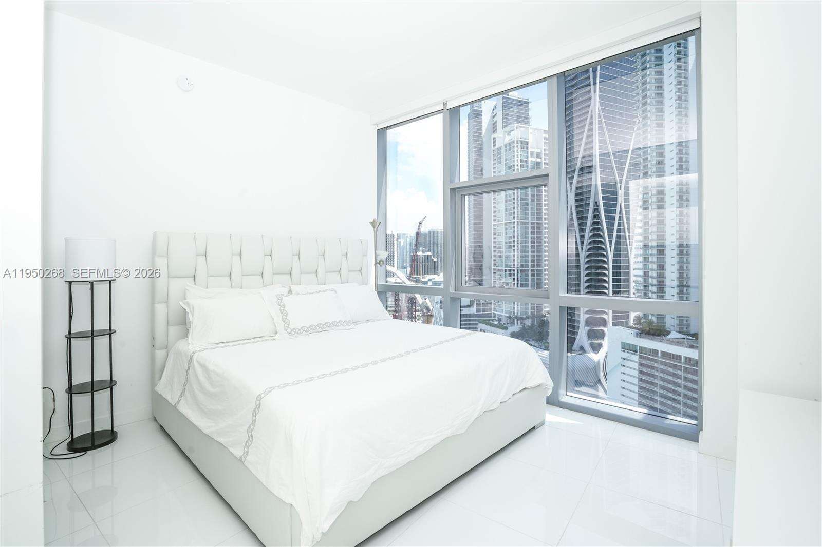 PARAMOUNT MIAMI WORLDCENTER - 851 1 Ave, Miami, FL 33132 | Picture 4