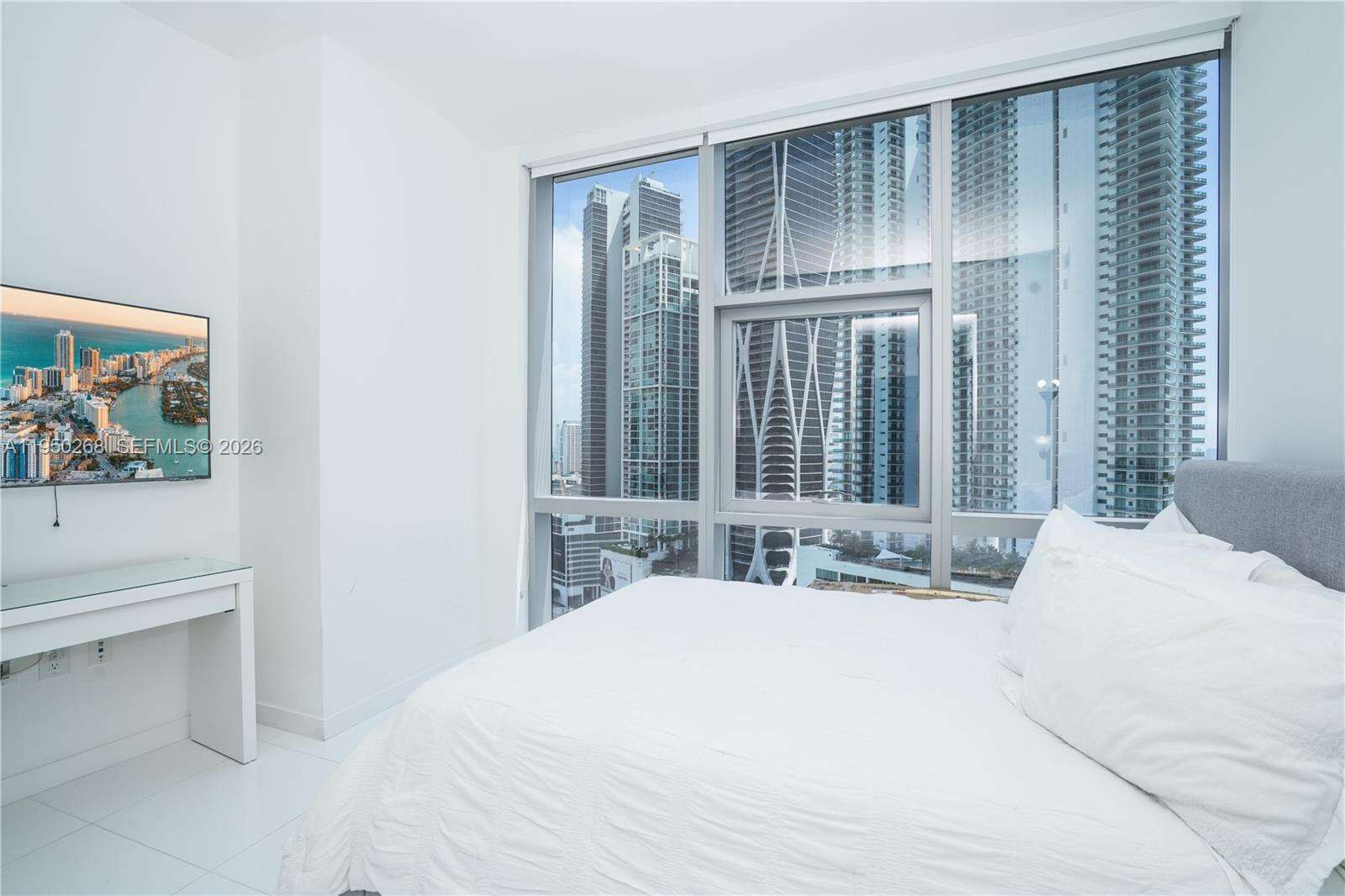 PARAMOUNT MIAMI WORLDCENTER - 851 1 Ave, Miami, FL 33132 | Picture 6