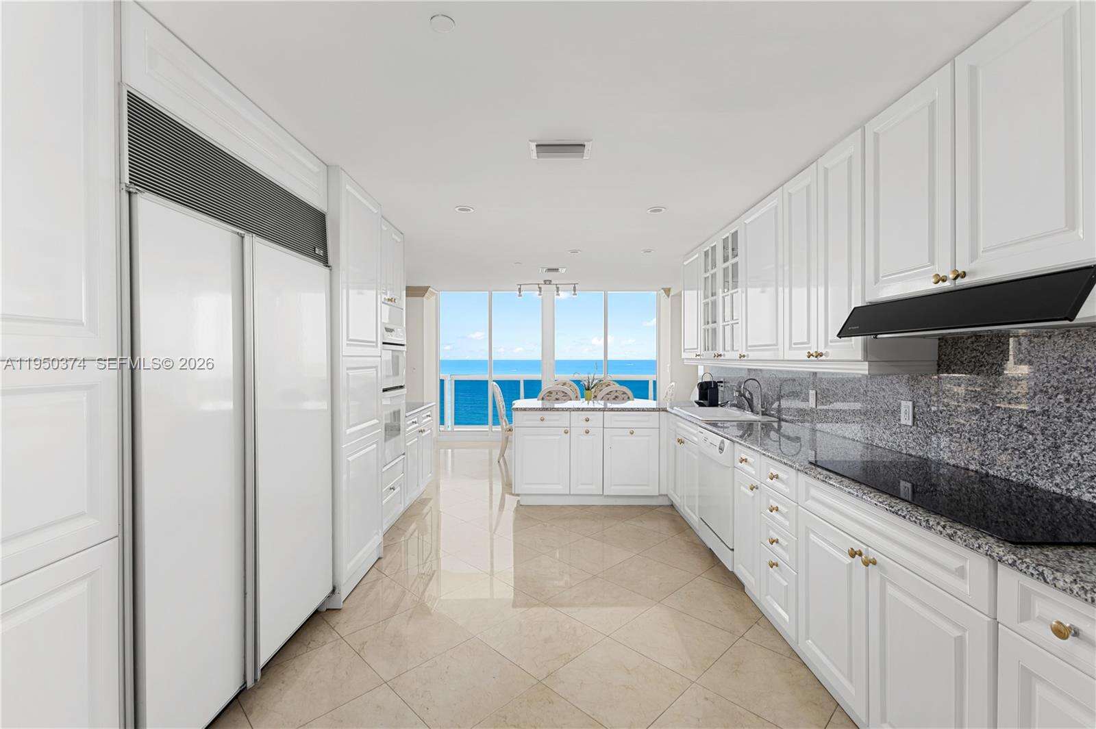MAJESTIC TOWER AT BAL HARBOUR - 9601 Collins Ave, Bal Harbour, FL 33154 | Picture 24