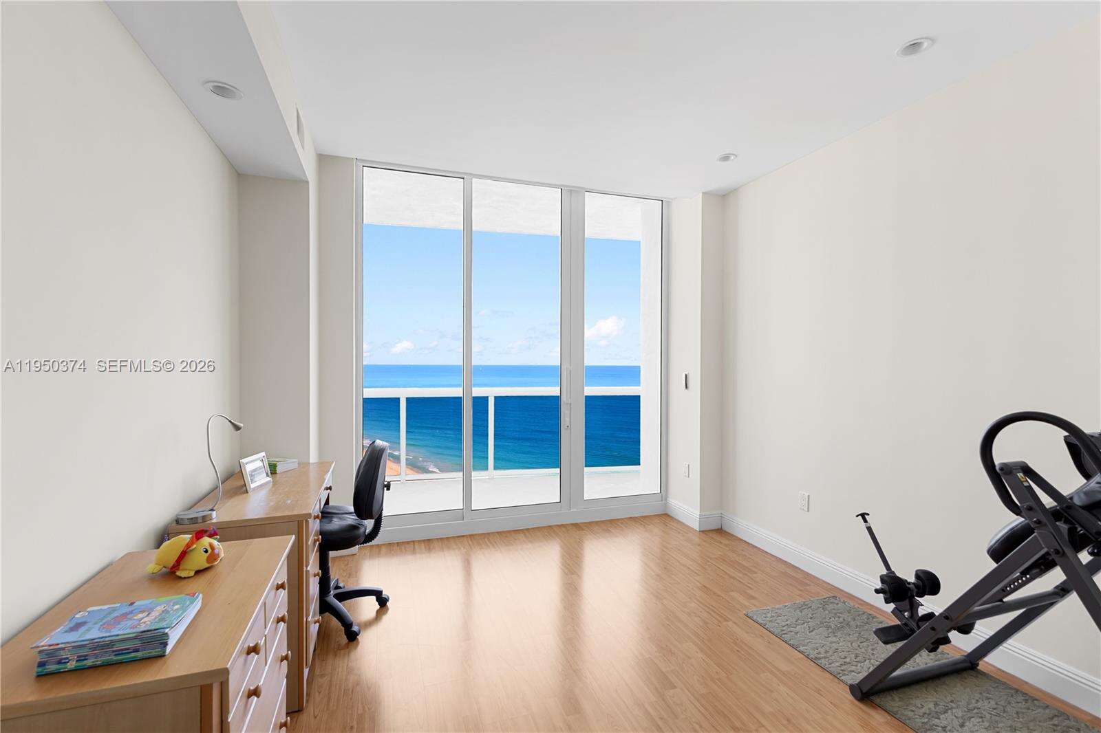 MAJESTIC TOWER AT BAL HARBOUR - 9601 Collins Ave, Bal Harbour, FL 33154 | Picture 26