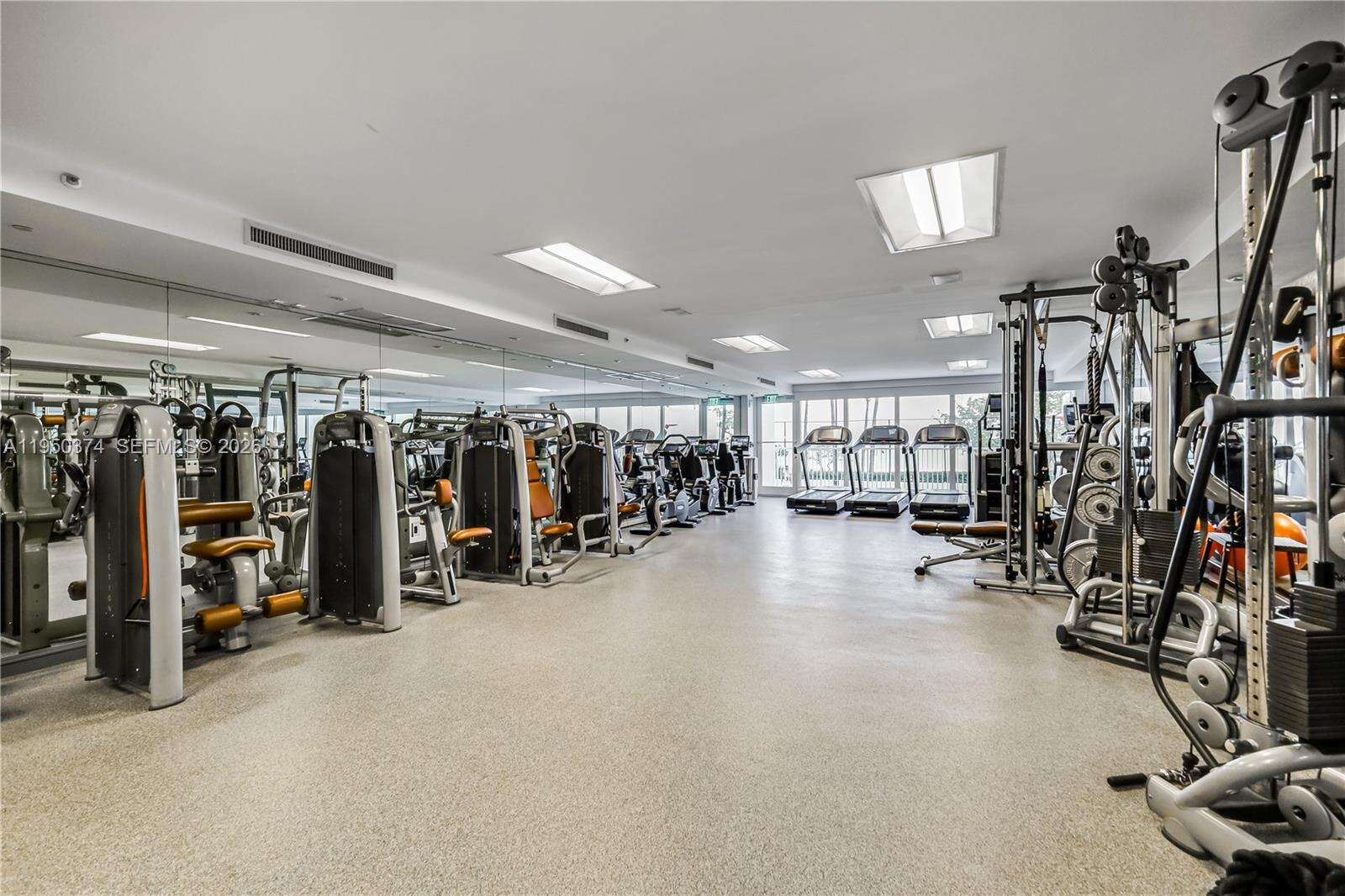 MAJESTIC TOWER AT BAL HARBOUR - 9601 Collins Ave, Bal Harbour, FL 33154 | Picture 33