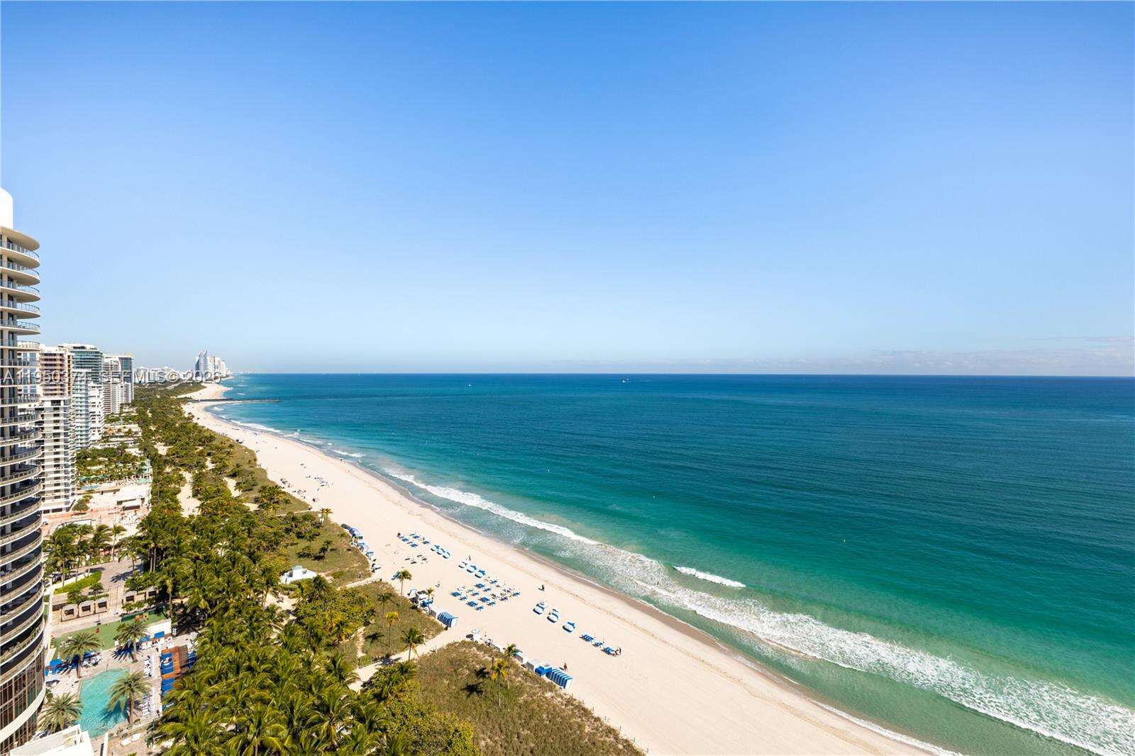 MAJESTIC TOWER AT BAL HARBOUR - 9601 Collins Ave, Bal Harbour, FL 33154 | Picture 5