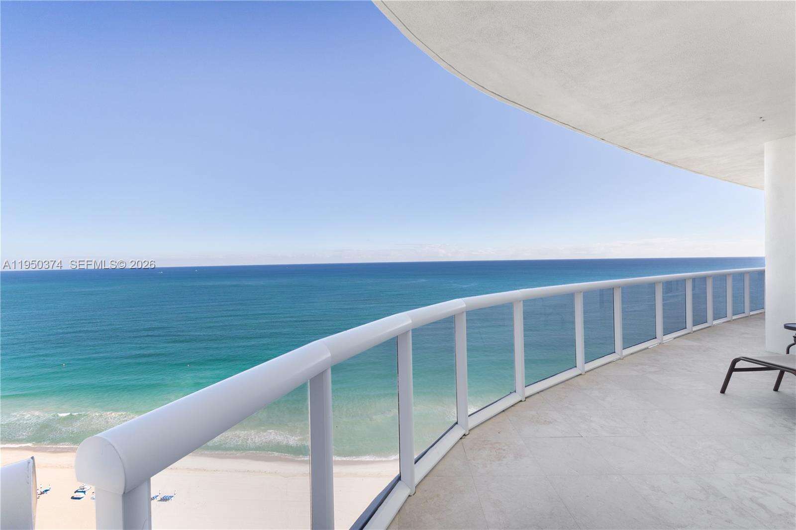 MAJESTIC TOWER AT BAL HARBOUR - 9601 Collins Ave, Bal Harbour, FL 33154 | Picture 9