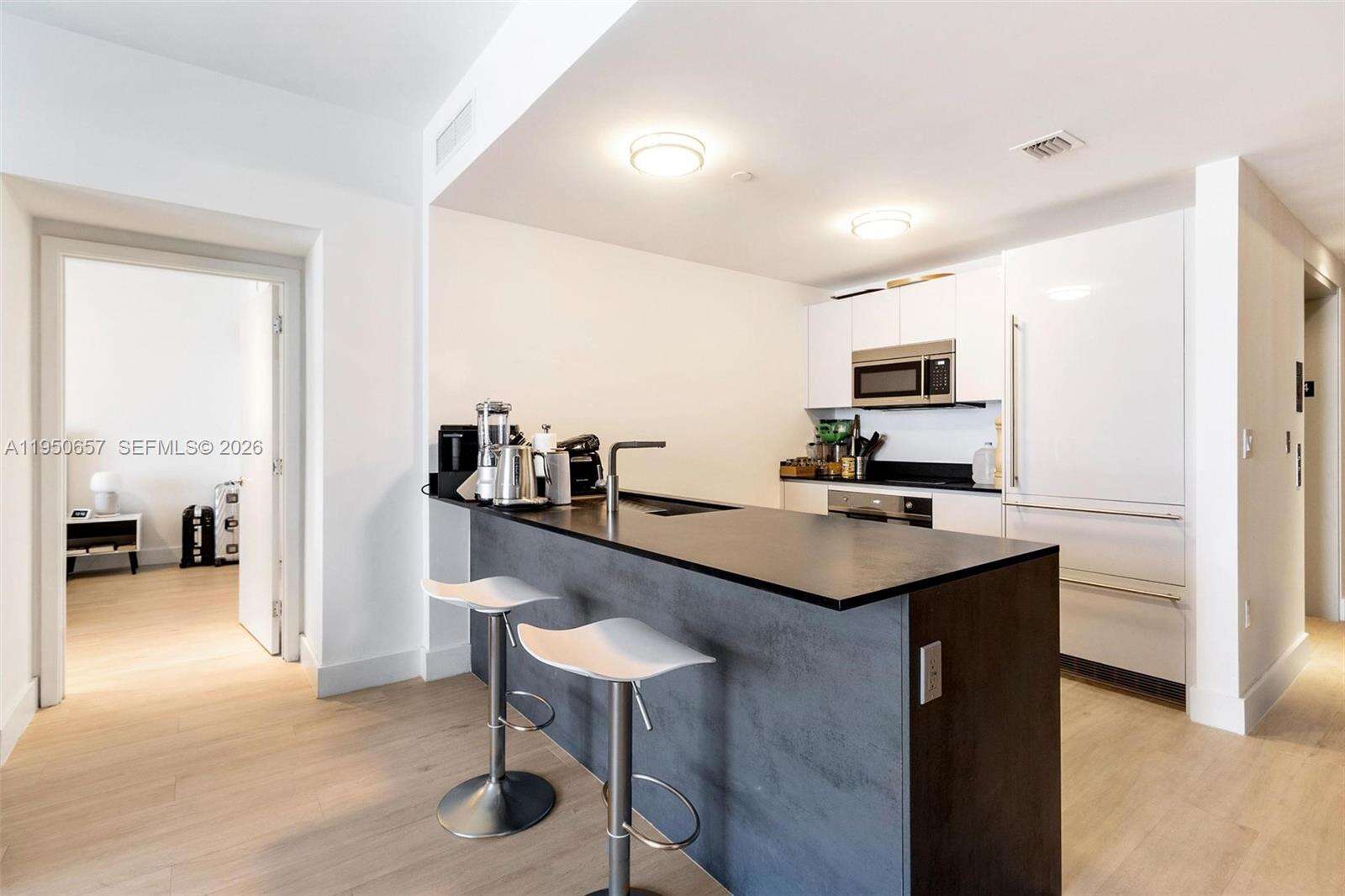 1010 Brickell at 1010 Brickell Ave, Miami, FL 33131 - For Sale photo 5