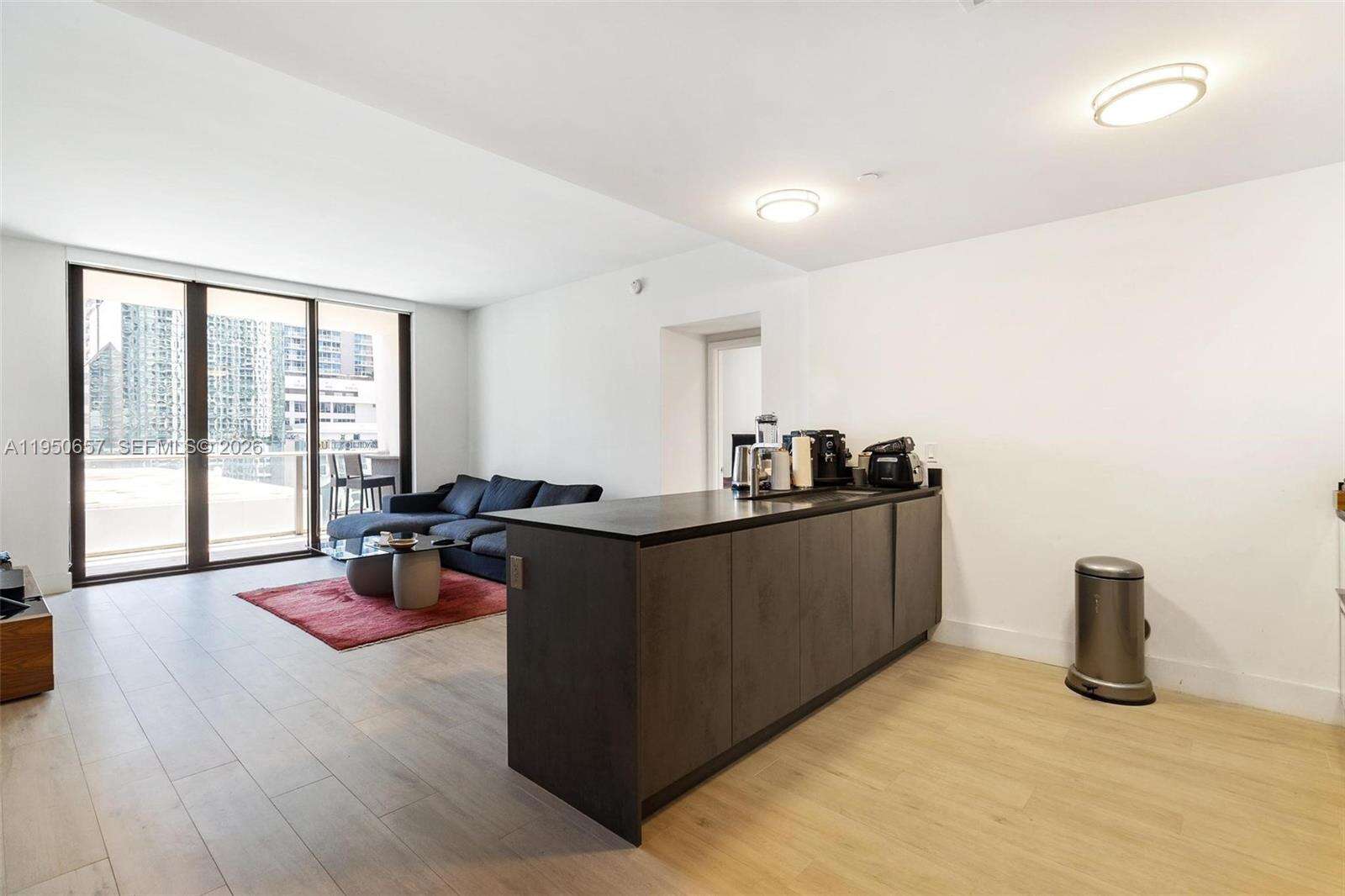 1010 Brickell at 1010 Brickell Ave, Miami, FL 33131 - For Sale photo 6