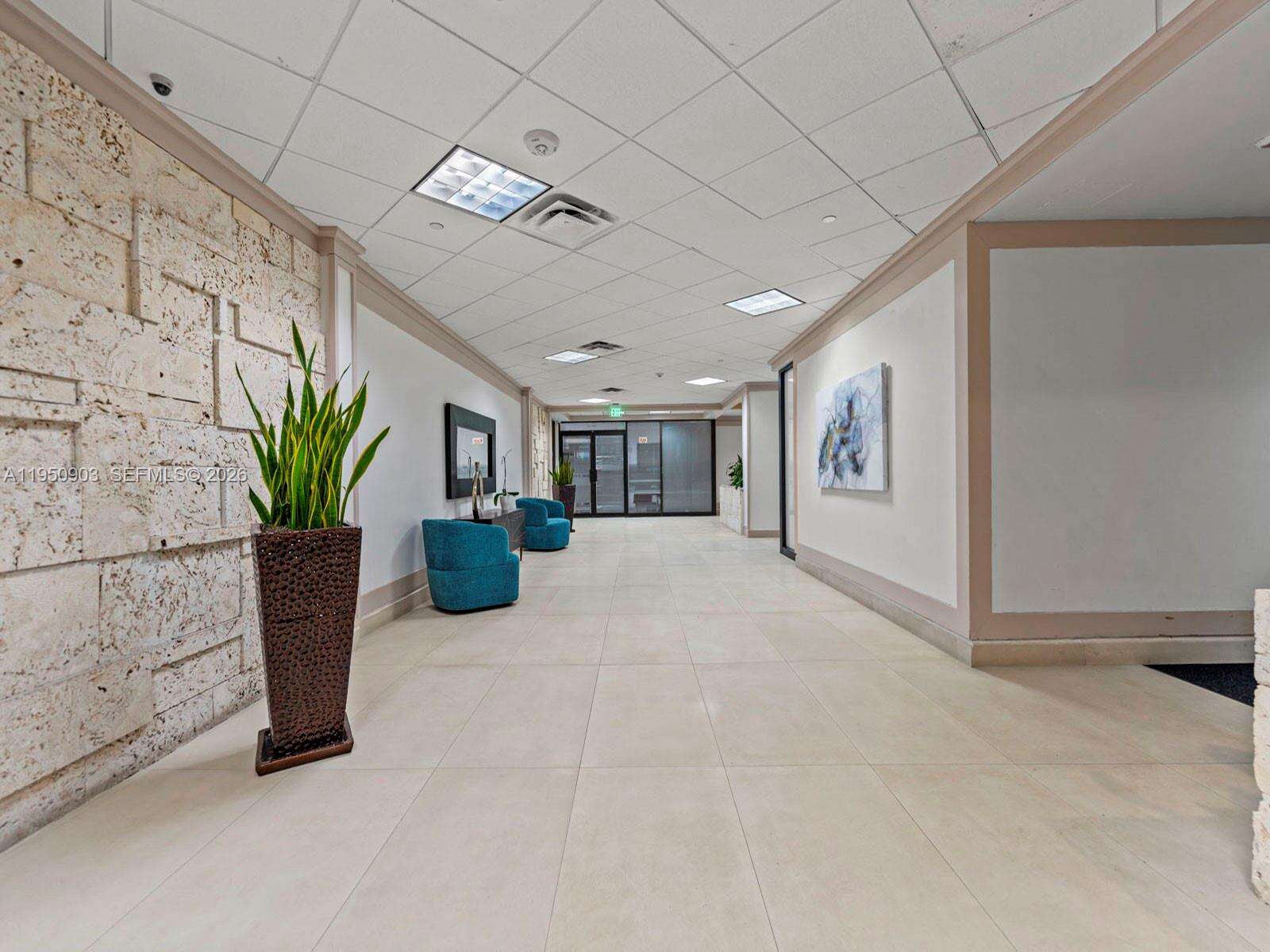 CLUB ATLANTIS - 2555 Collins Ave, Miami Beach, FL 33140 | Picture 13