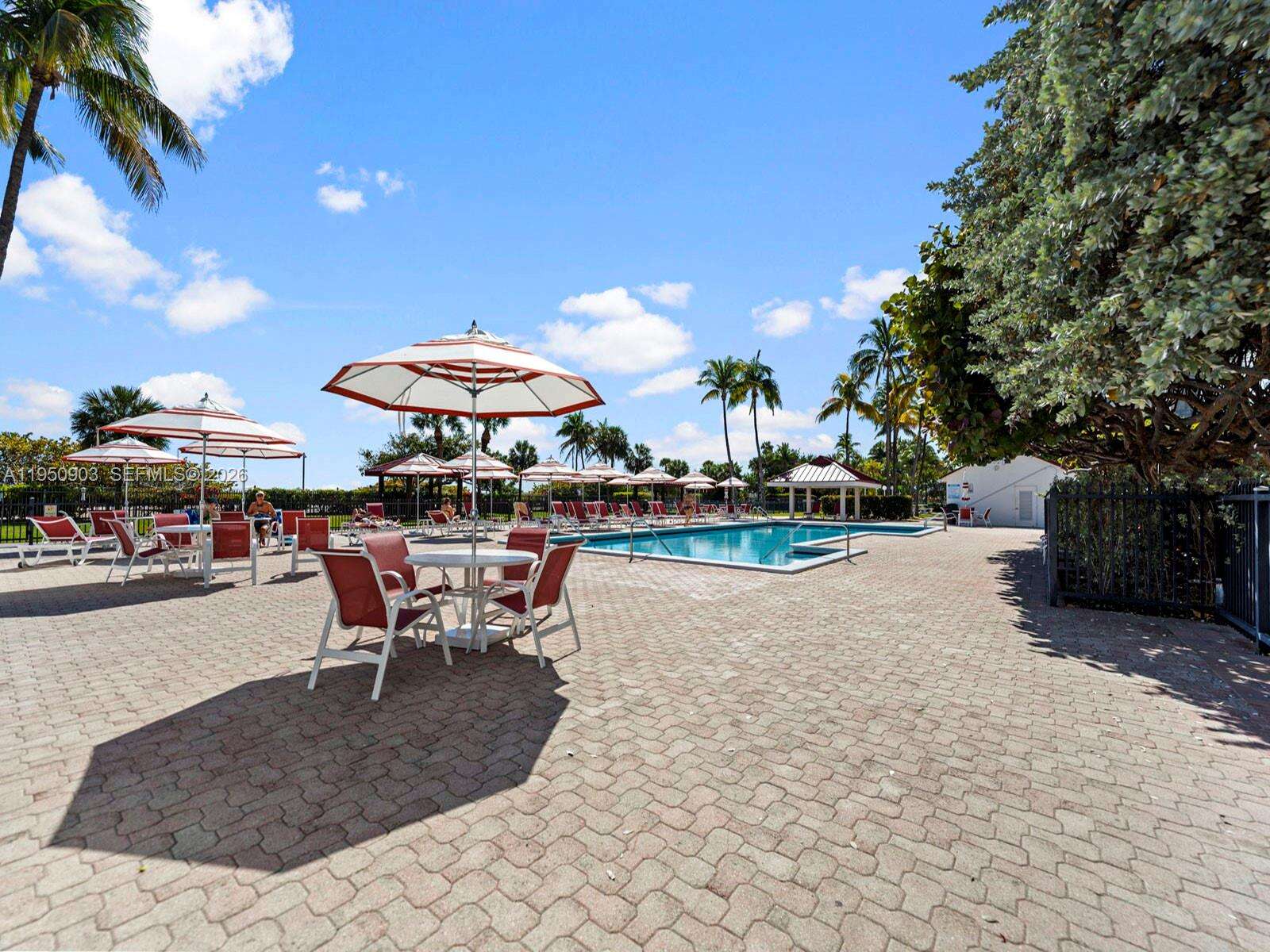 CLUB ATLANTIS - 2555 Collins Ave, Miami Beach, FL 33140 | Picture 20