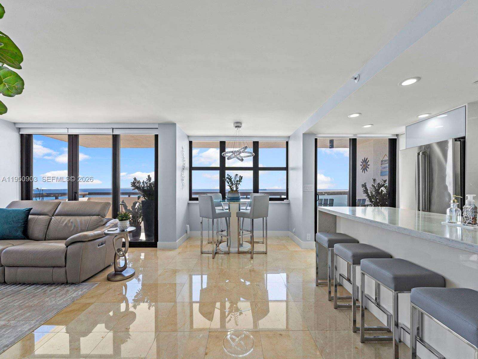 CLUB ATLANTIS - 2555 Collins Ave, Miami Beach, FL 33140 | Picture 24