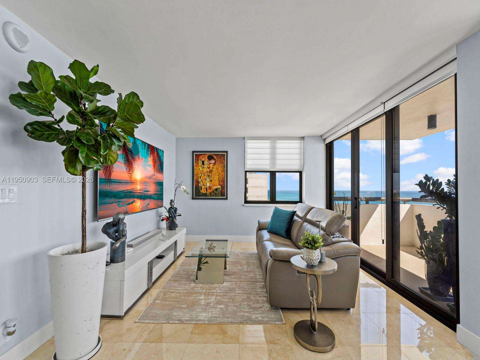 CLUB ATLANTIS - 2555 Collins Ave, Miami Beach, FL 33140 | Picture 26