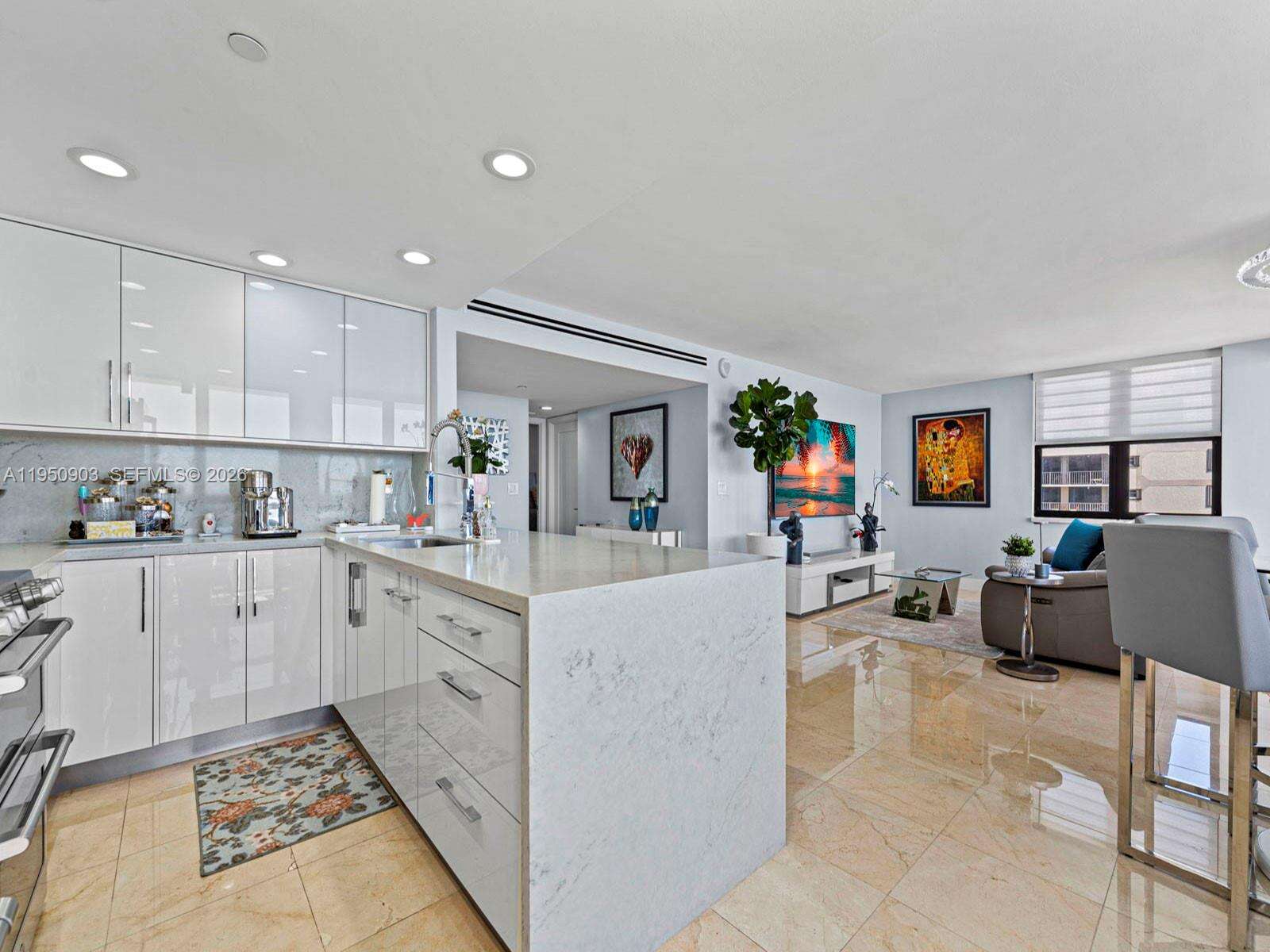 CLUB ATLANTIS - 2555 Collins Ave, Miami Beach, FL 33140 | Picture 32