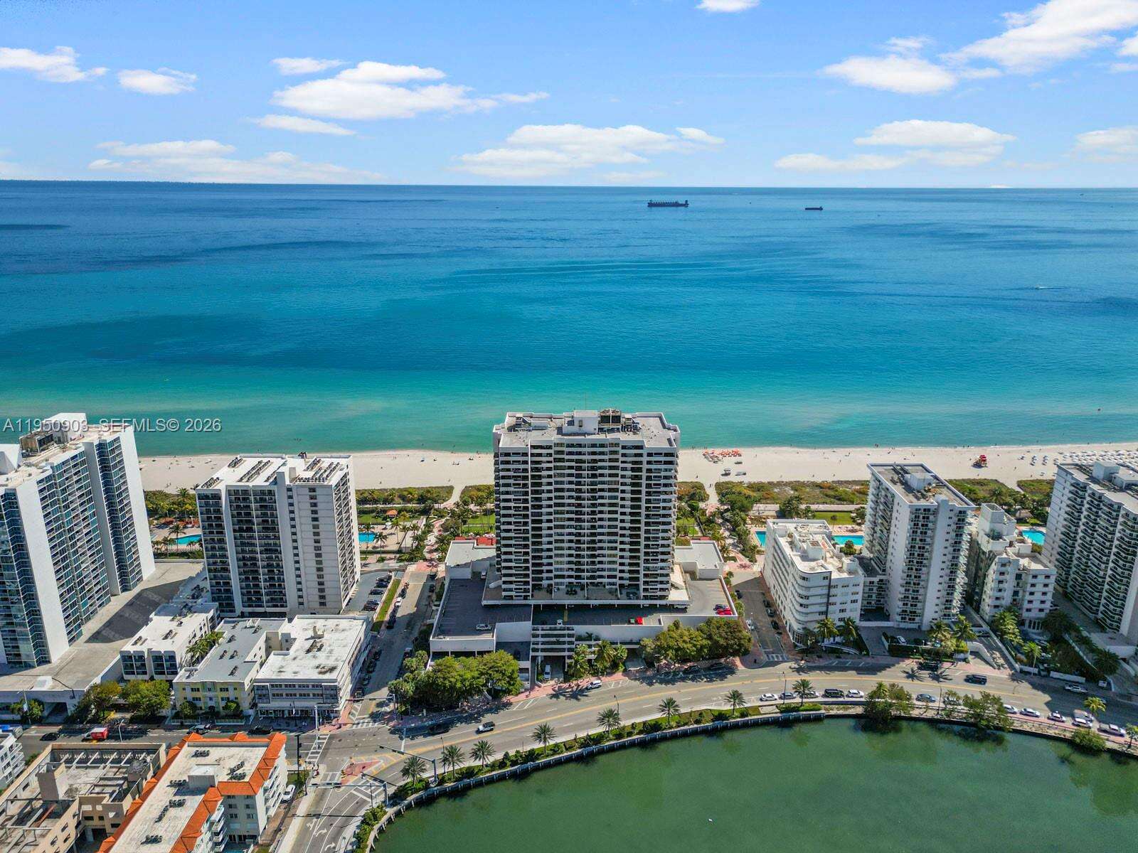 CLUB ATLANTIS - 2555 Collins Ave, Miami Beach, FL 33140 | Picture 7