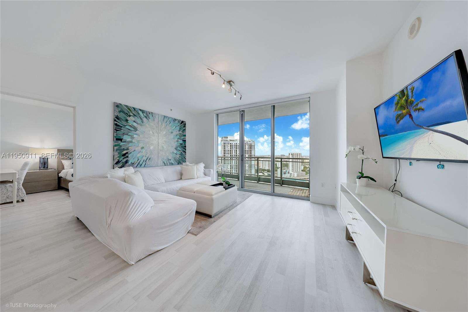 The Ivy at 90 3 St, Miami, FL 33130 - For Sale photo 1