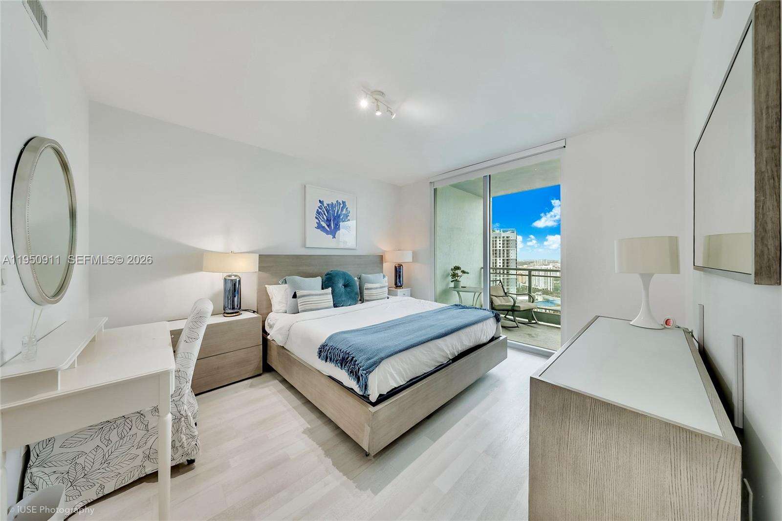 The Ivy at 90 3 St, Miami, FL 33130 - For Sale photo 4