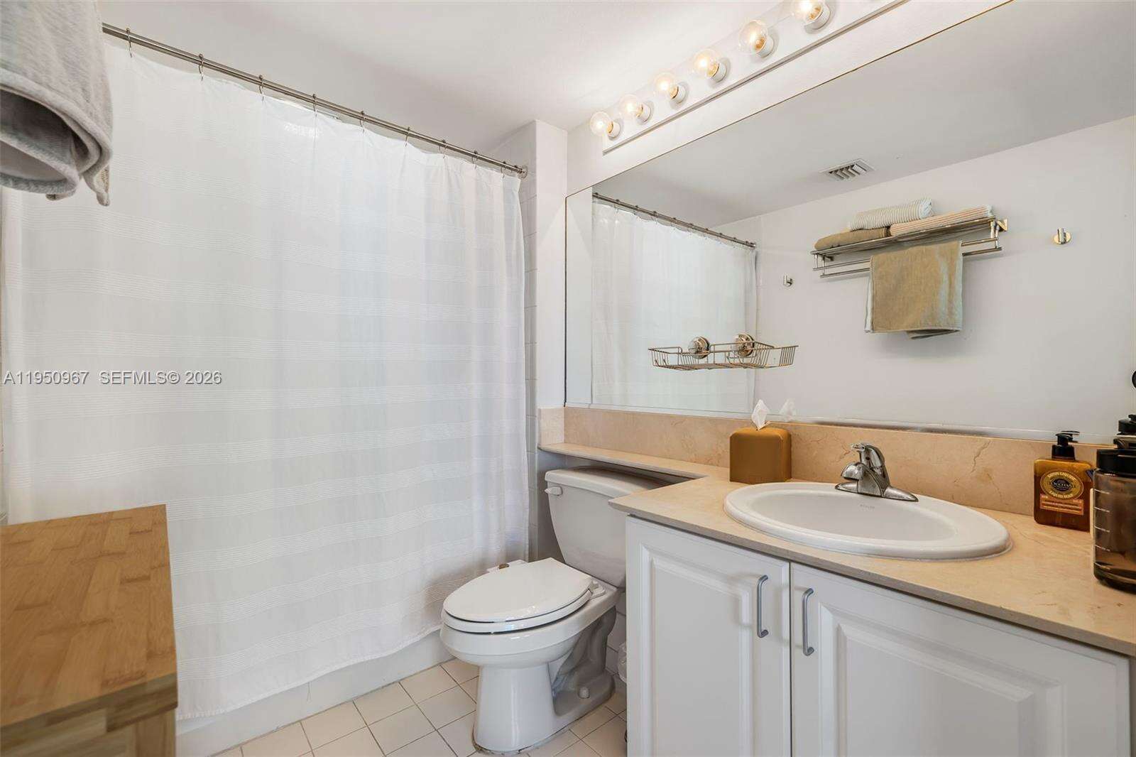 YACHT CLUB AT PORTOFINO - 90 Alton Rd, Miami Beach, FL 33139 | Picture 14