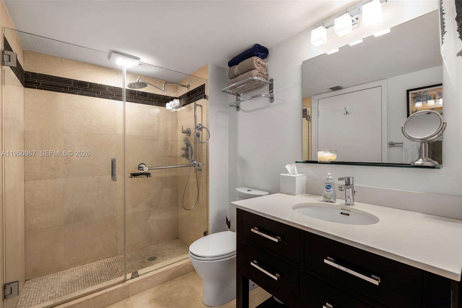 YACHT CLUB AT PORTOFINO - 90 Alton Rd, Miami Beach, FL 33139 | Picture 18