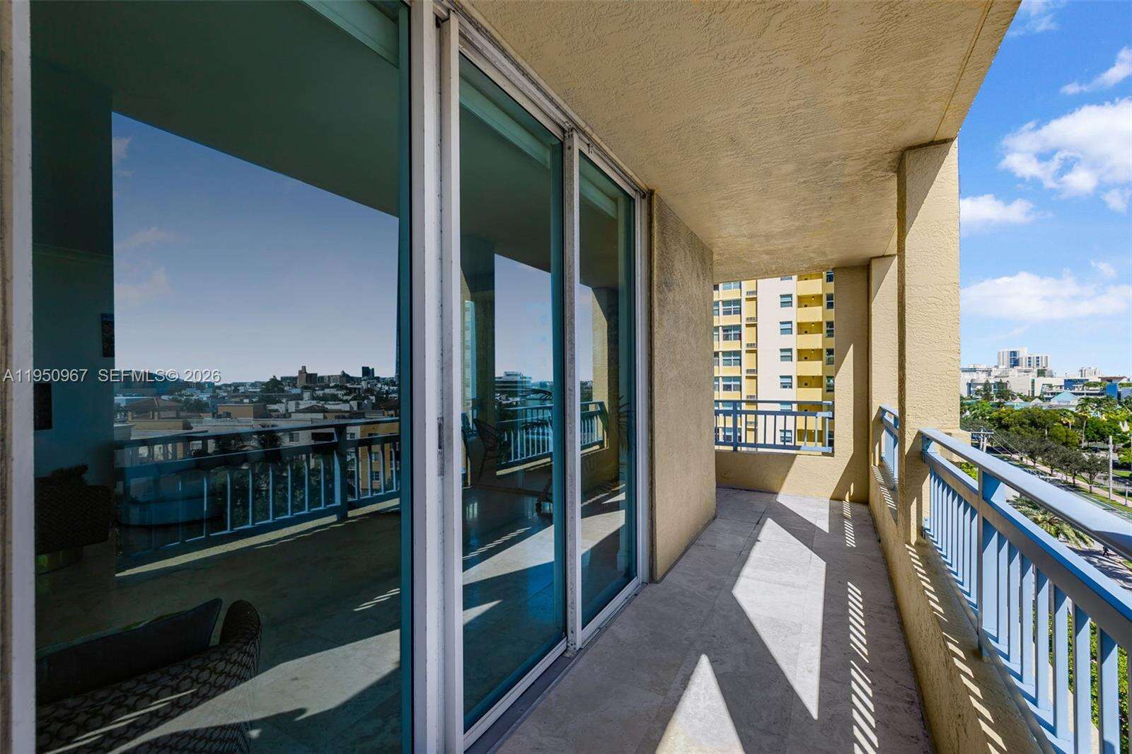 YACHT CLUB AT PORTOFINO - 90 Alton Rd, Miami Beach, FL 33139 | Picture 21