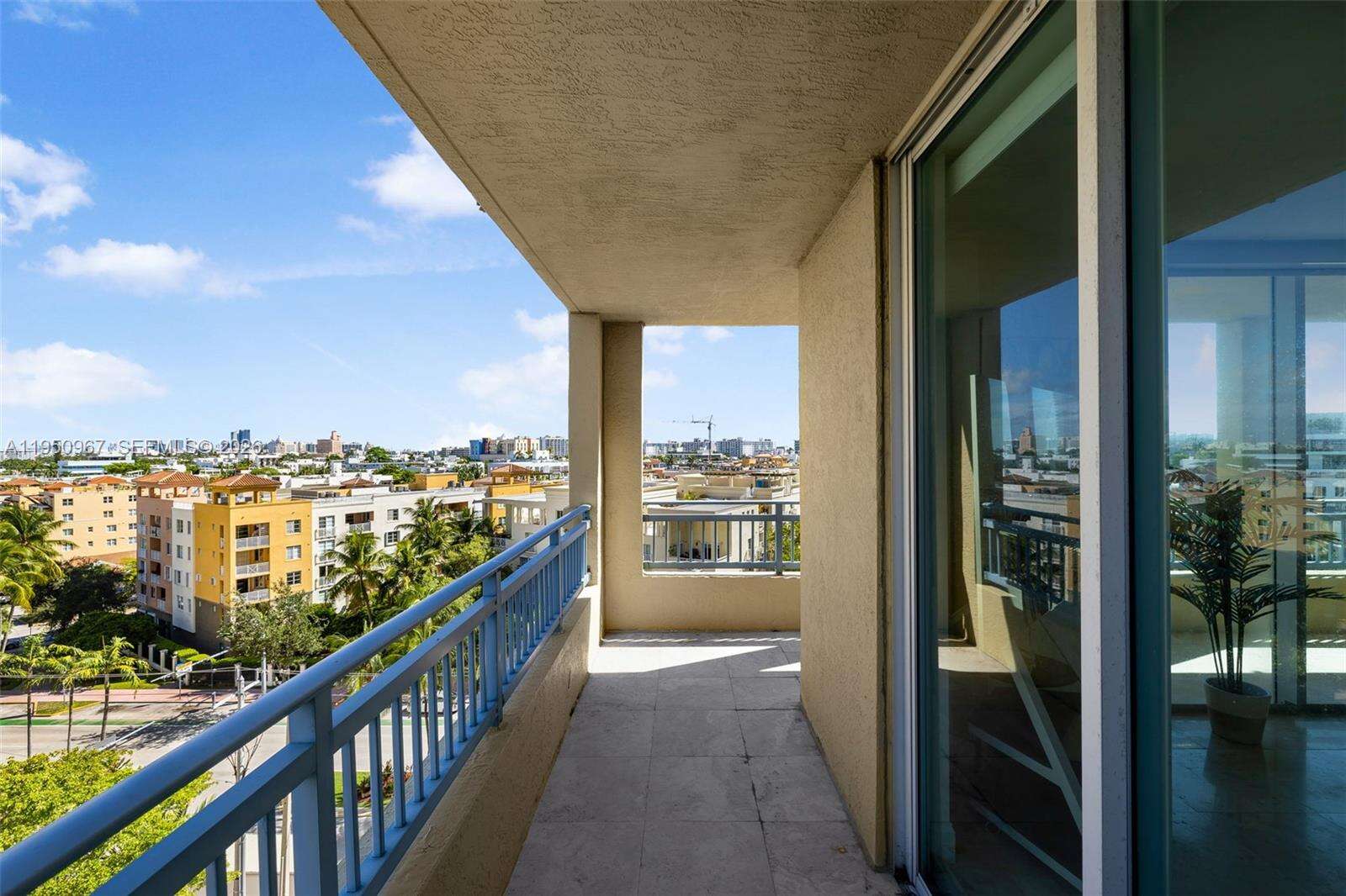 YACHT CLUB AT PORTOFINO - 90 Alton Rd, Miami Beach, FL 33139 | Picture 30