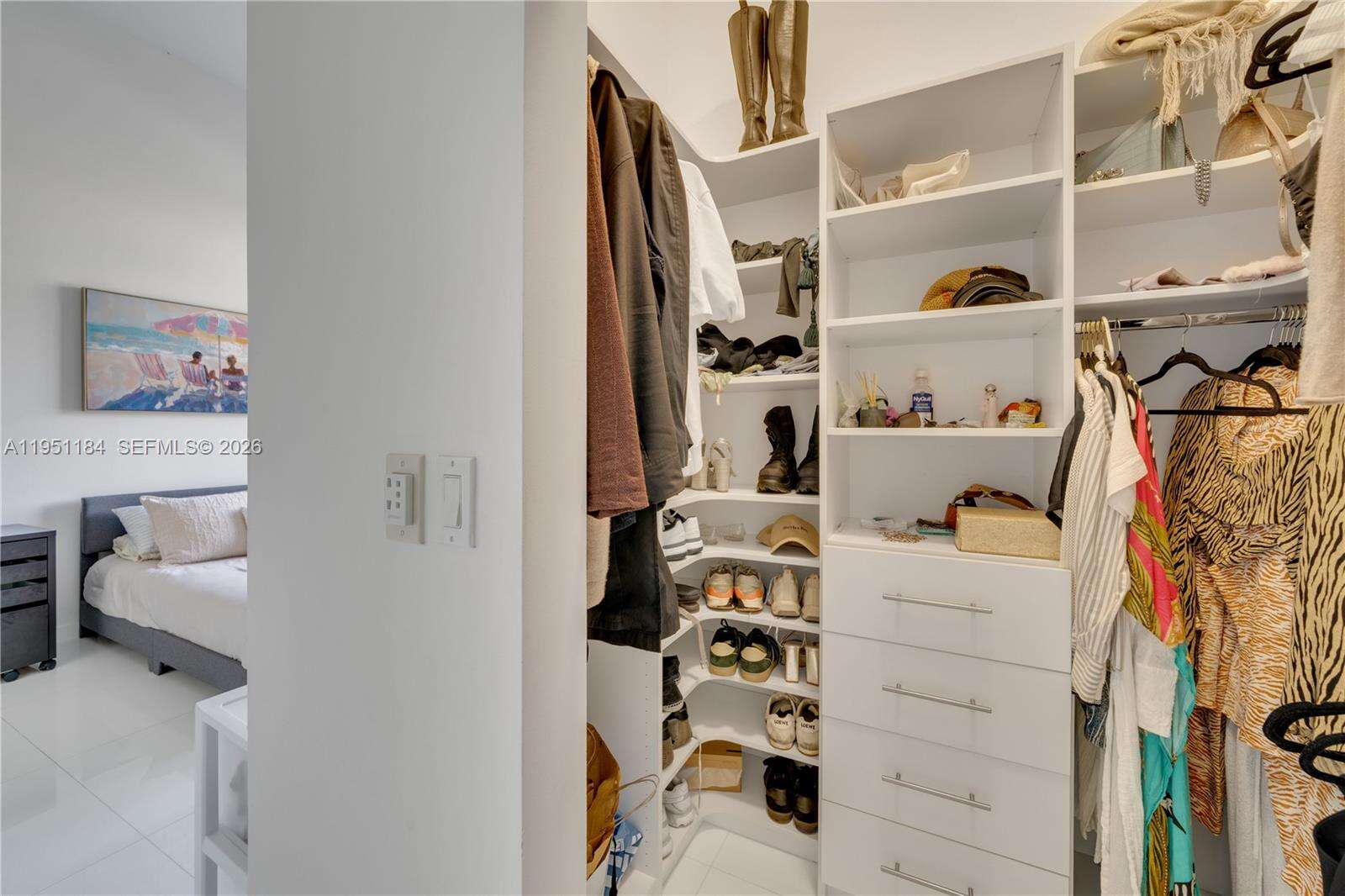 YACHT CLUB AT PORTOFINO - 90 Alton Rd, Miami Beach, FL 33139 | Picture 16