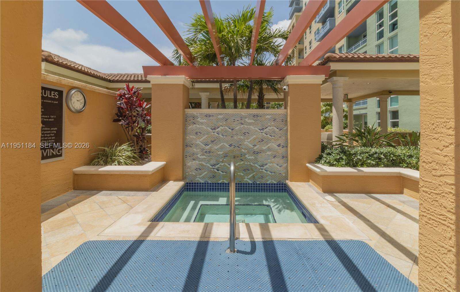 YACHT CLUB AT PORTOFINO - 90 Alton Rd, Miami Beach, FL 33139 | Picture 47