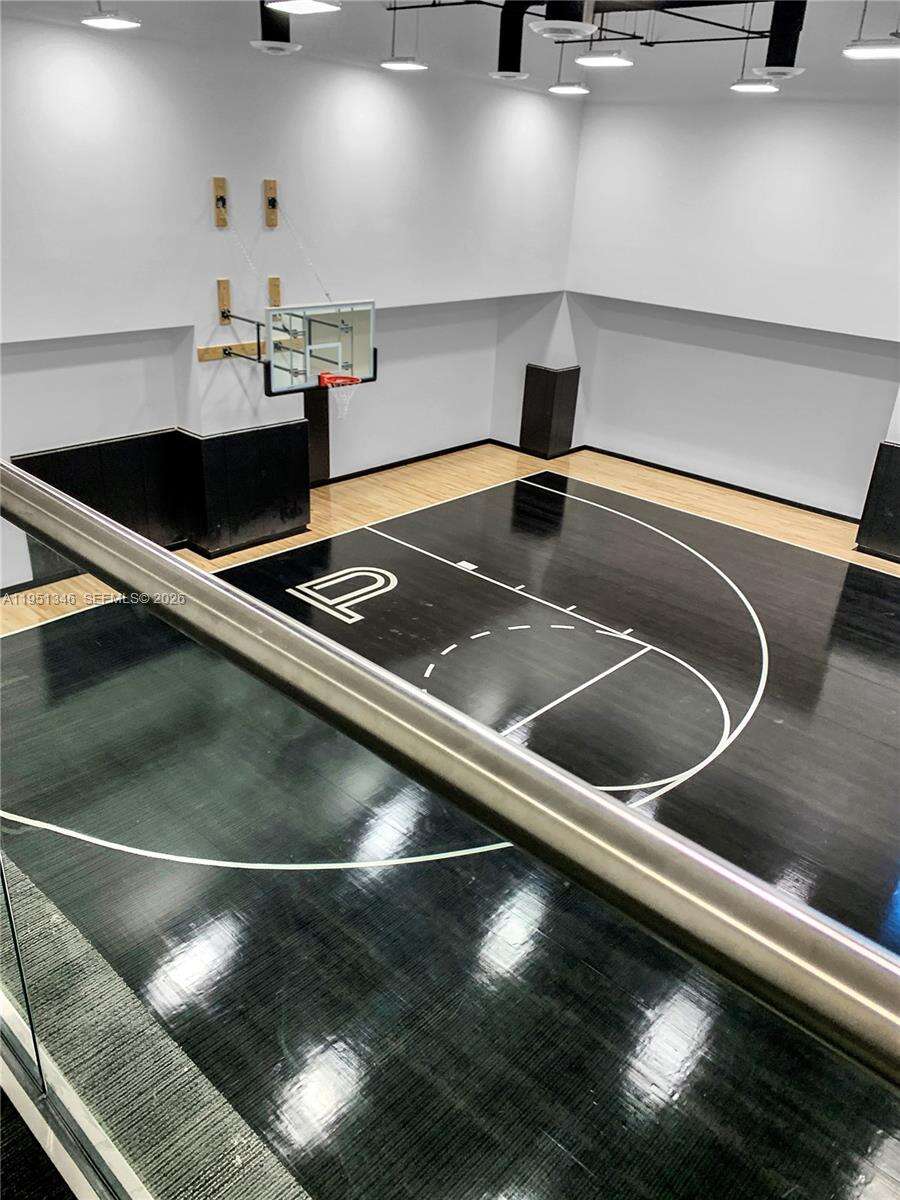 PARAMOUNT MIAMI WORLDCENTER - 851 1 Ave, Miami, FL 33132 | Picture 11