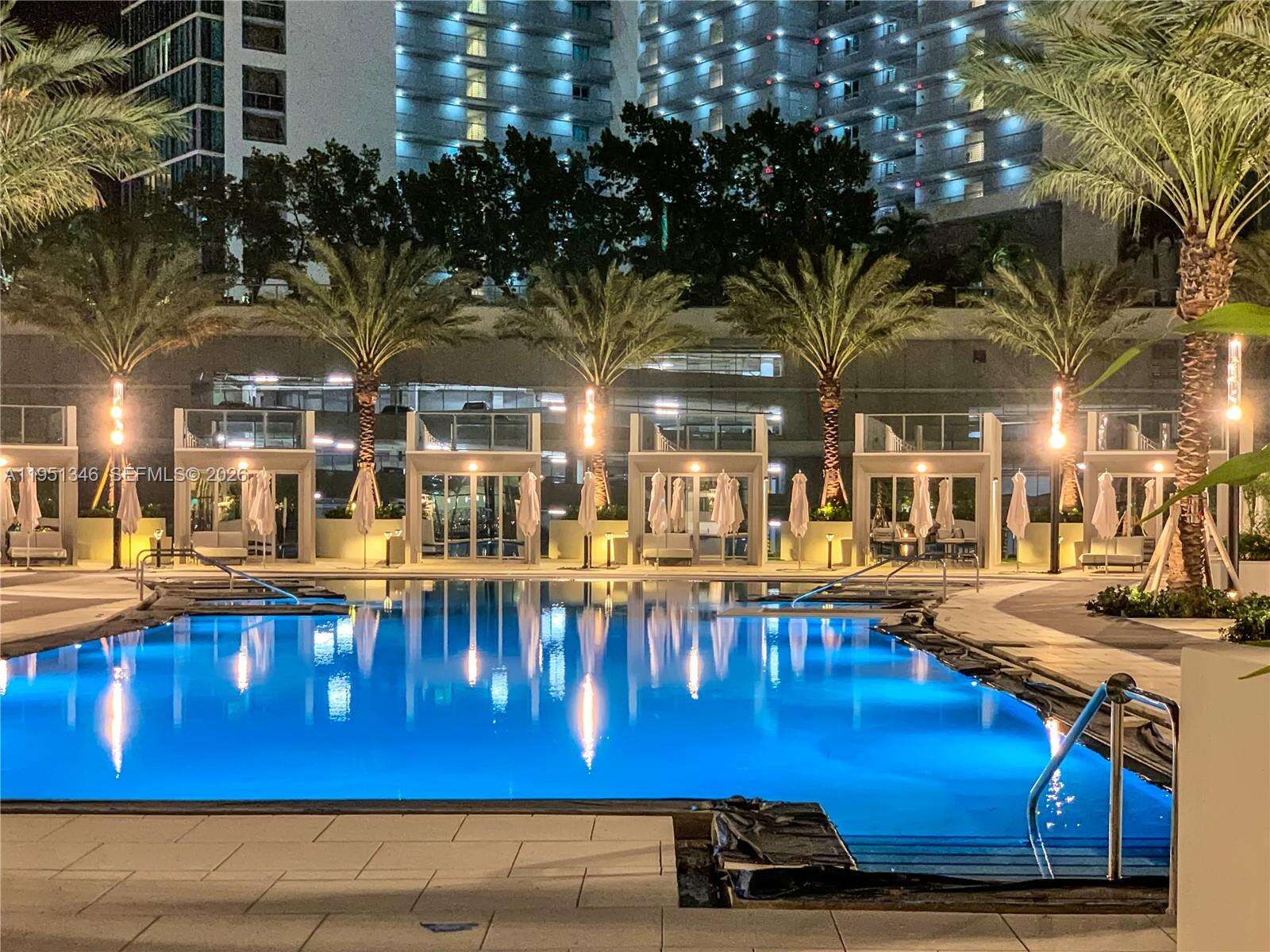 PARAMOUNT MIAMI WORLDCENTER - 851 1 Ave, Miami, FL 33132 | Picture 13