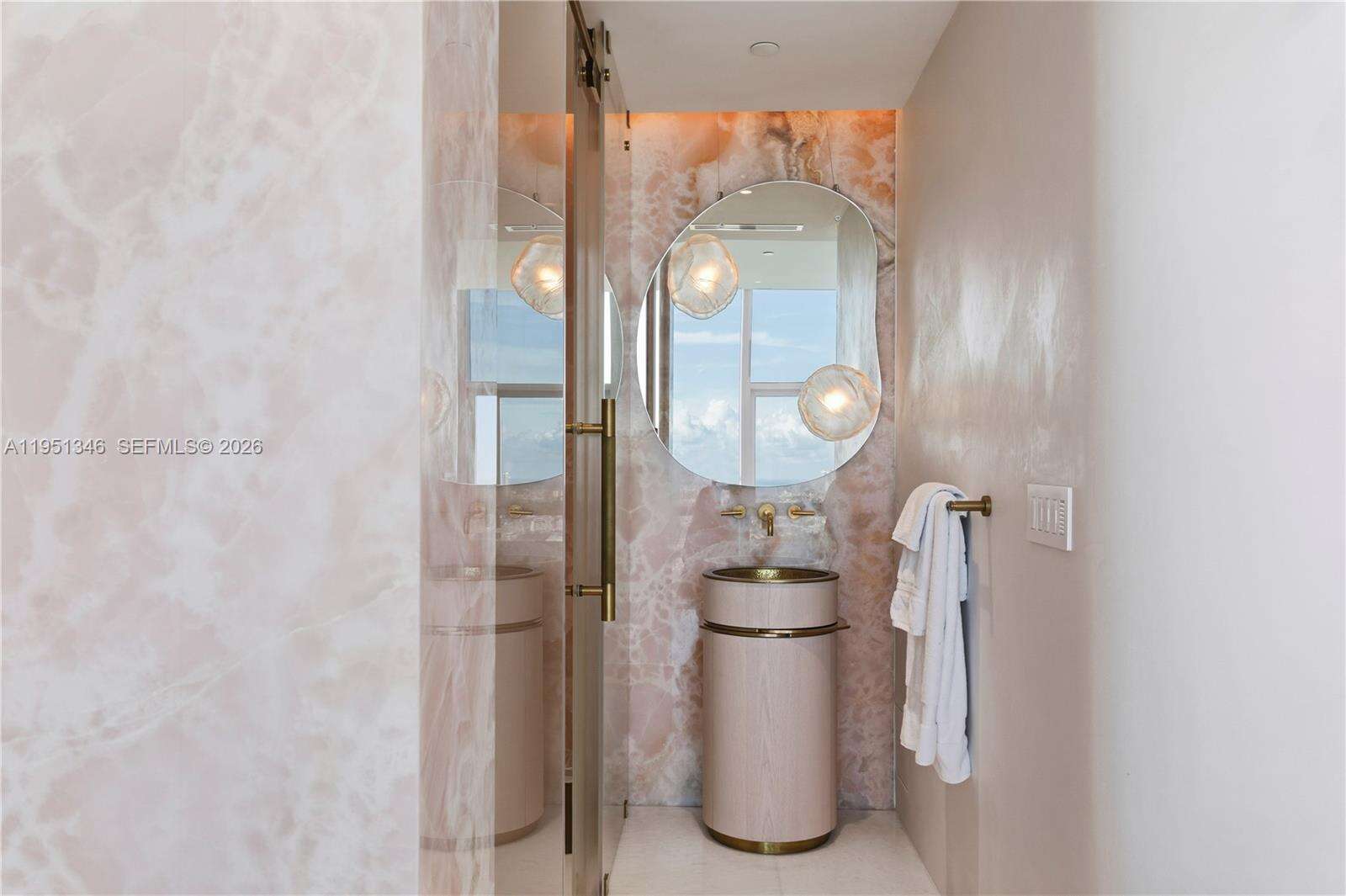 PARAMOUNT MIAMI WORLDCENTER - 851 1 Ave, Miami, FL 33132 | Picture 30