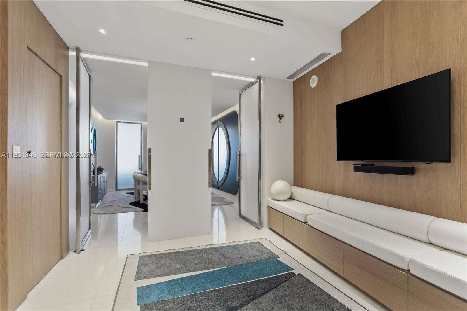 PARAMOUNT MIAMI WORLDCENTER - 851 1 Ave, Miami, FL 33132 | Picture 40