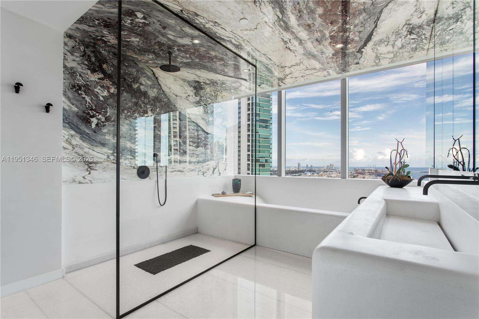 PARAMOUNT MIAMI WORLDCENTER - 851 1 Ave, Miami, FL 33132 | Picture 55