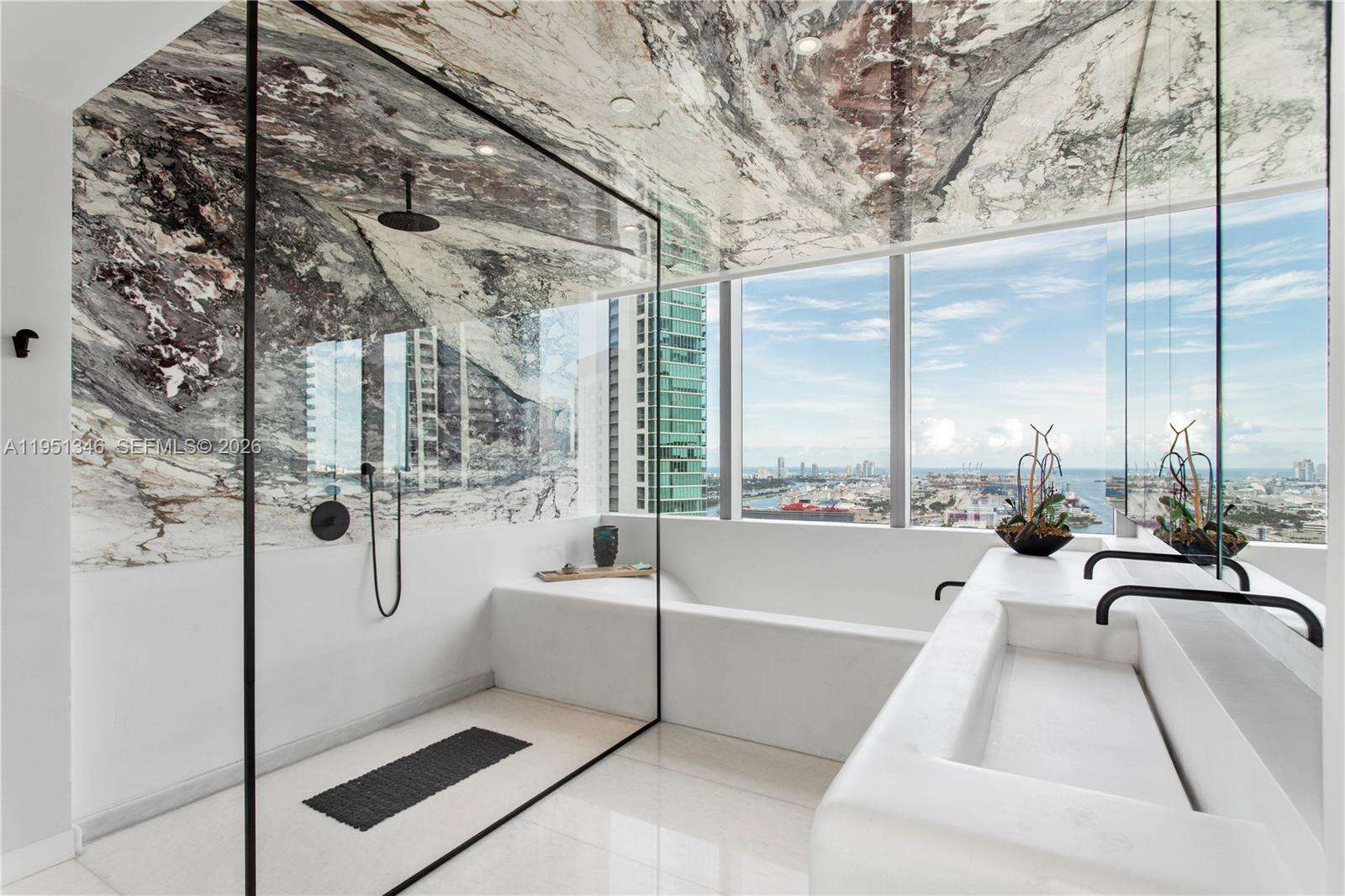 PARAMOUNT MIAMI WORLDCENTER - 851 1 Ave, Miami, FL 33132 | Picture 56