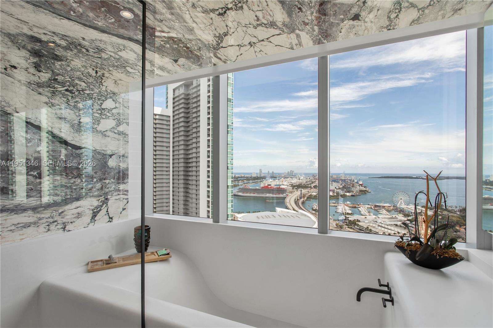 PARAMOUNT MIAMI WORLDCENTER - 851 1 Ave, Miami, FL 33132 | Picture 63