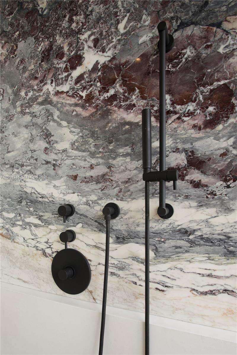 PARAMOUNT MIAMI WORLDCENTER - 851 1 Ave, Miami, FL 33132 | Picture 65