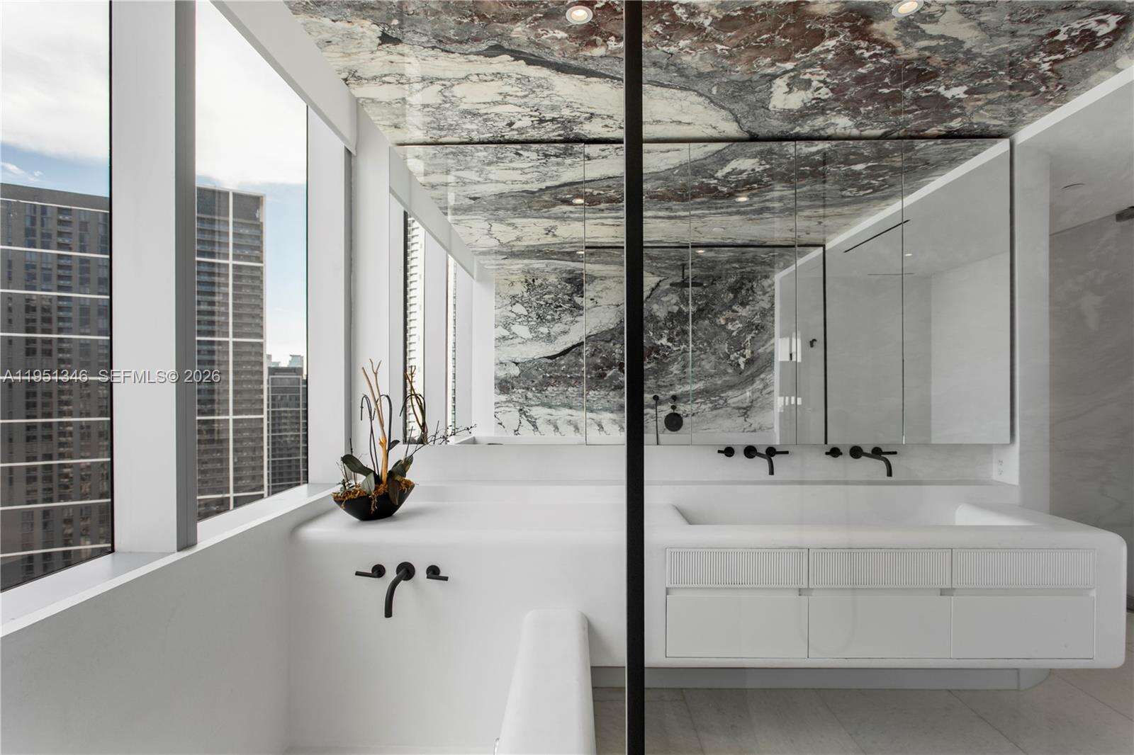 PARAMOUNT MIAMI WORLDCENTER - 851 1 Ave, Miami, FL 33132 | Picture 66