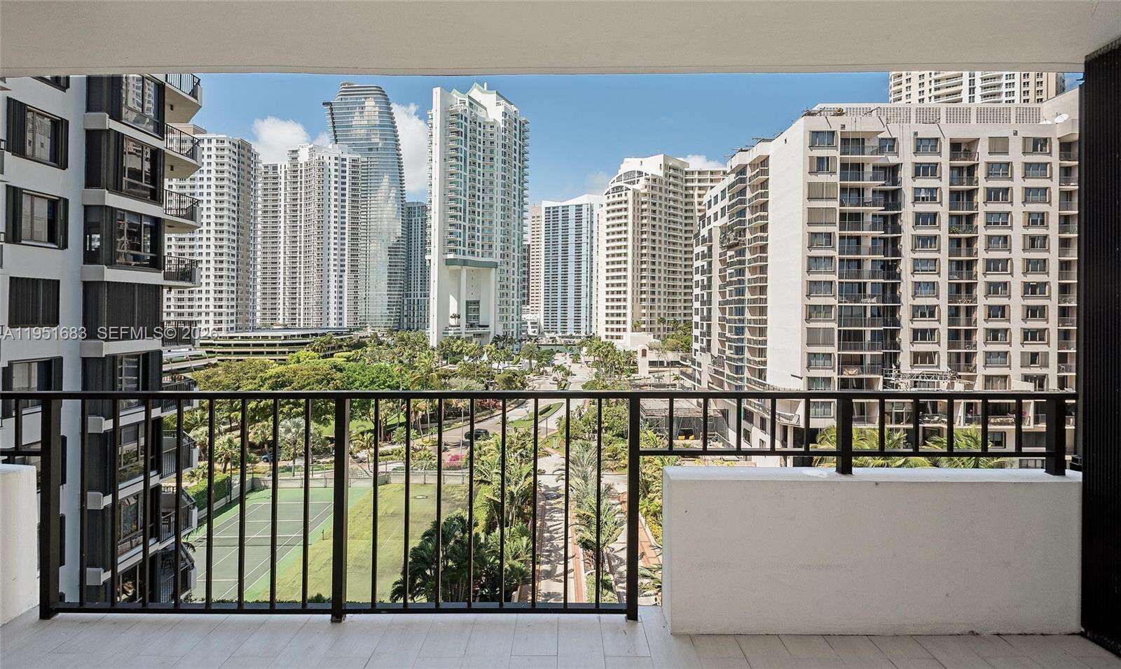 Brickell Key 1 at 520 Brickell Key Dr, Miami, FL 33131 - For Sale photo 2