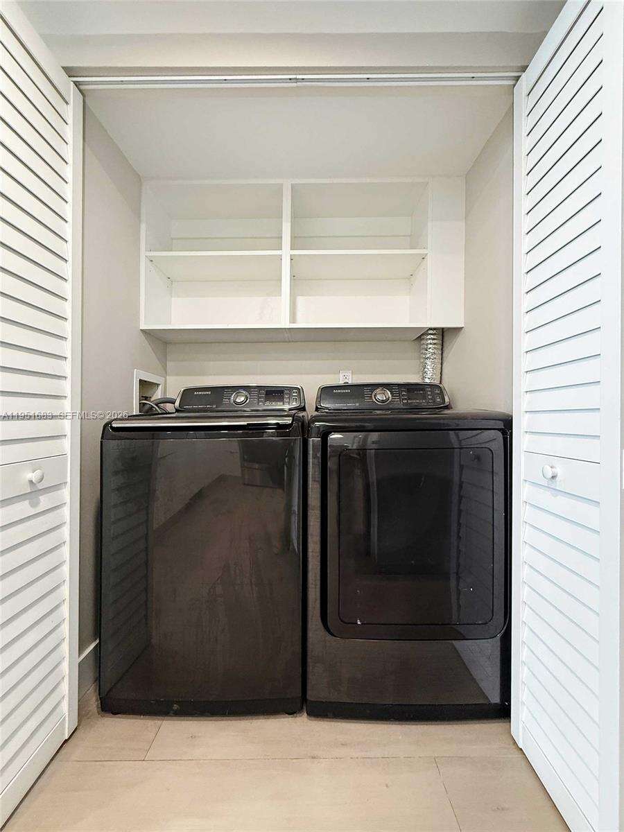 Brickell Key 1 at 520 Brickell Key Dr, Miami, FL 33131 - For Sale photo 26