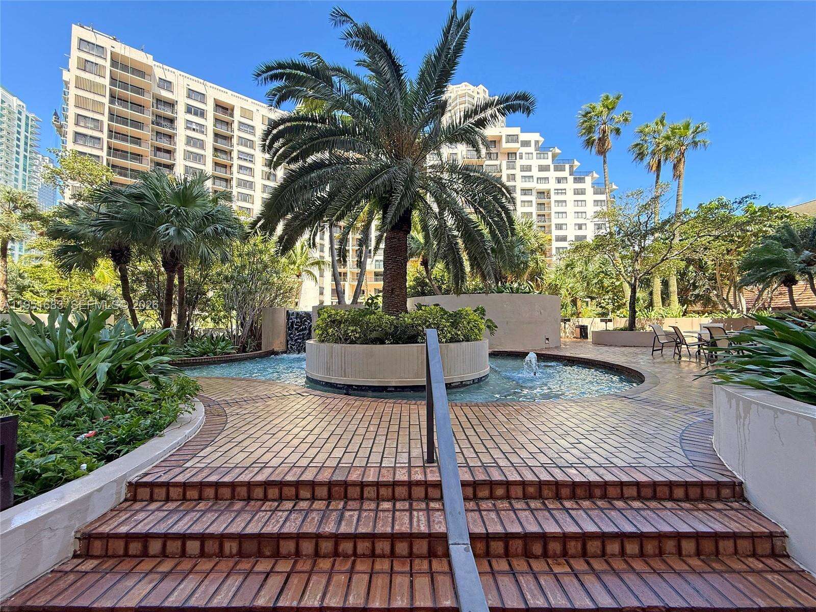 Brickell Key 1 at 520 Brickell Key Dr, Miami, FL 33131 - For Sale photo 27