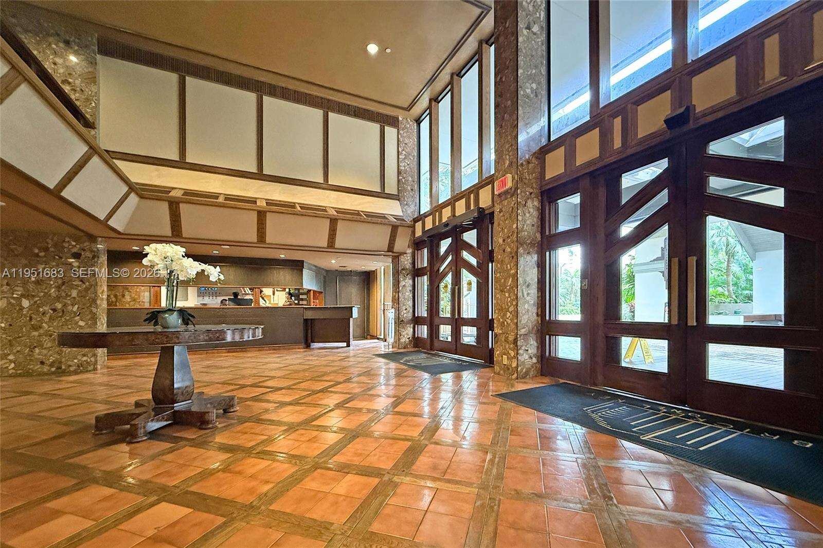 Brickell Key 1 at 520 Brickell Key Dr, Miami, FL 33131 - For Sale photo 31