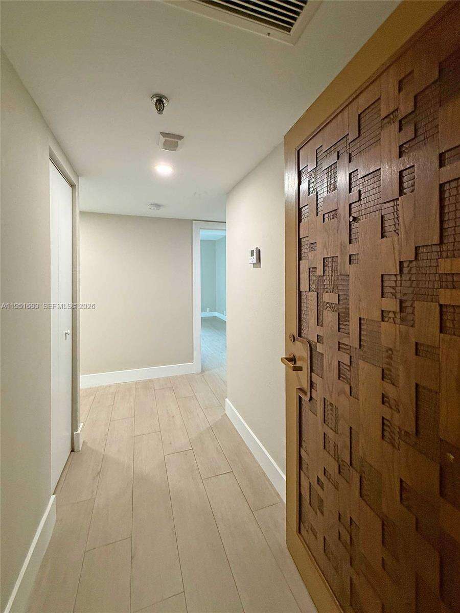 Brickell Key 1 at 520 Brickell Key Dr, Miami, FL 33131 - For Sale photo 34