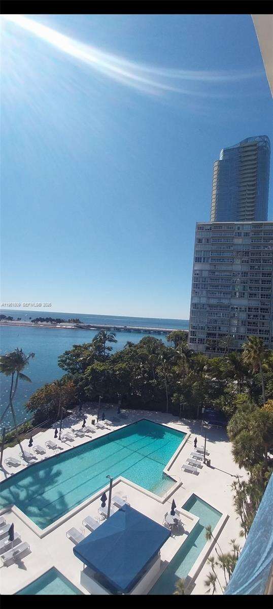 Brickell Bay Club at 2333 Brickell Ave, Miami, FL 33129 - For Sale photo 3