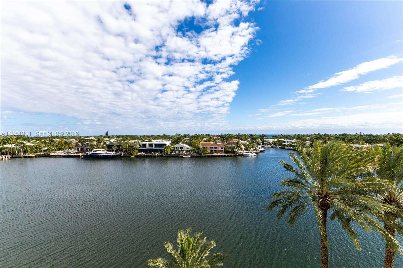 HAMPTONS SOUTH - 20201 Country Club Dr, Aventura, FL 33180 | Picture 2